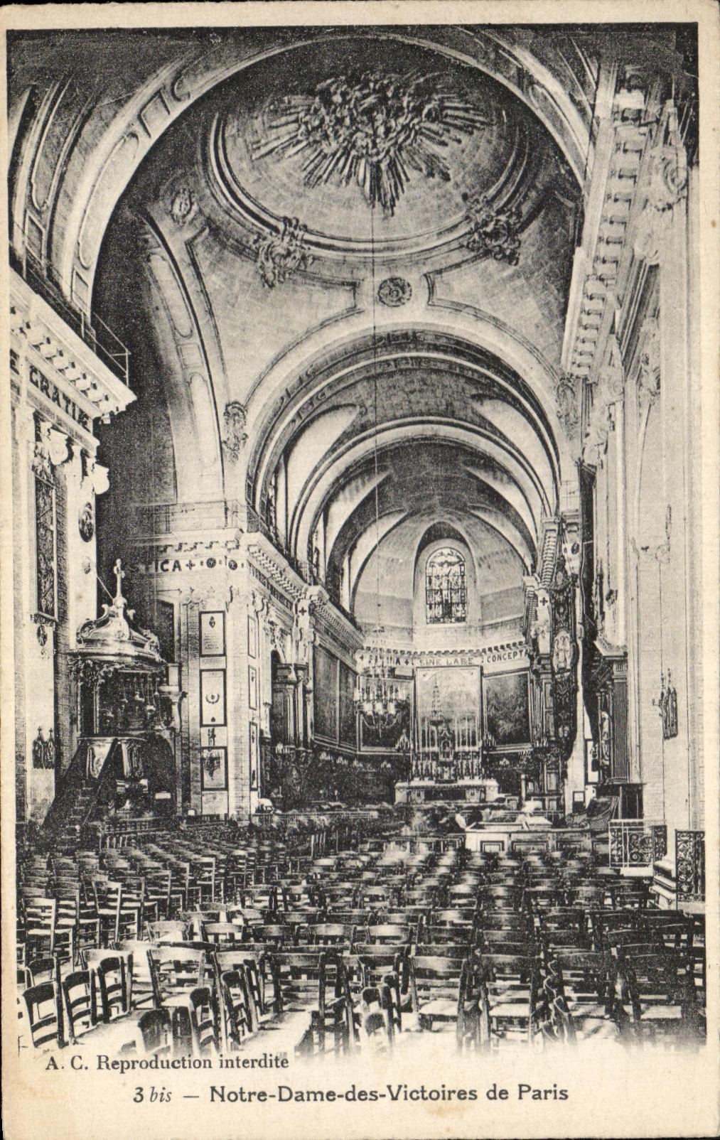 CPA Notre Dame des Victoires de Paris