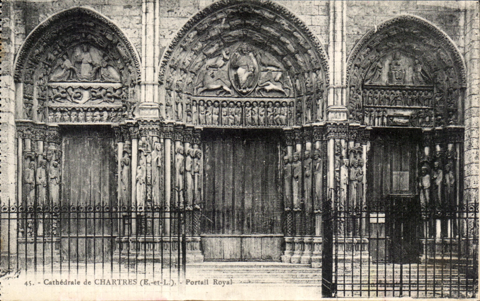 CPA Chartres Portall Royal