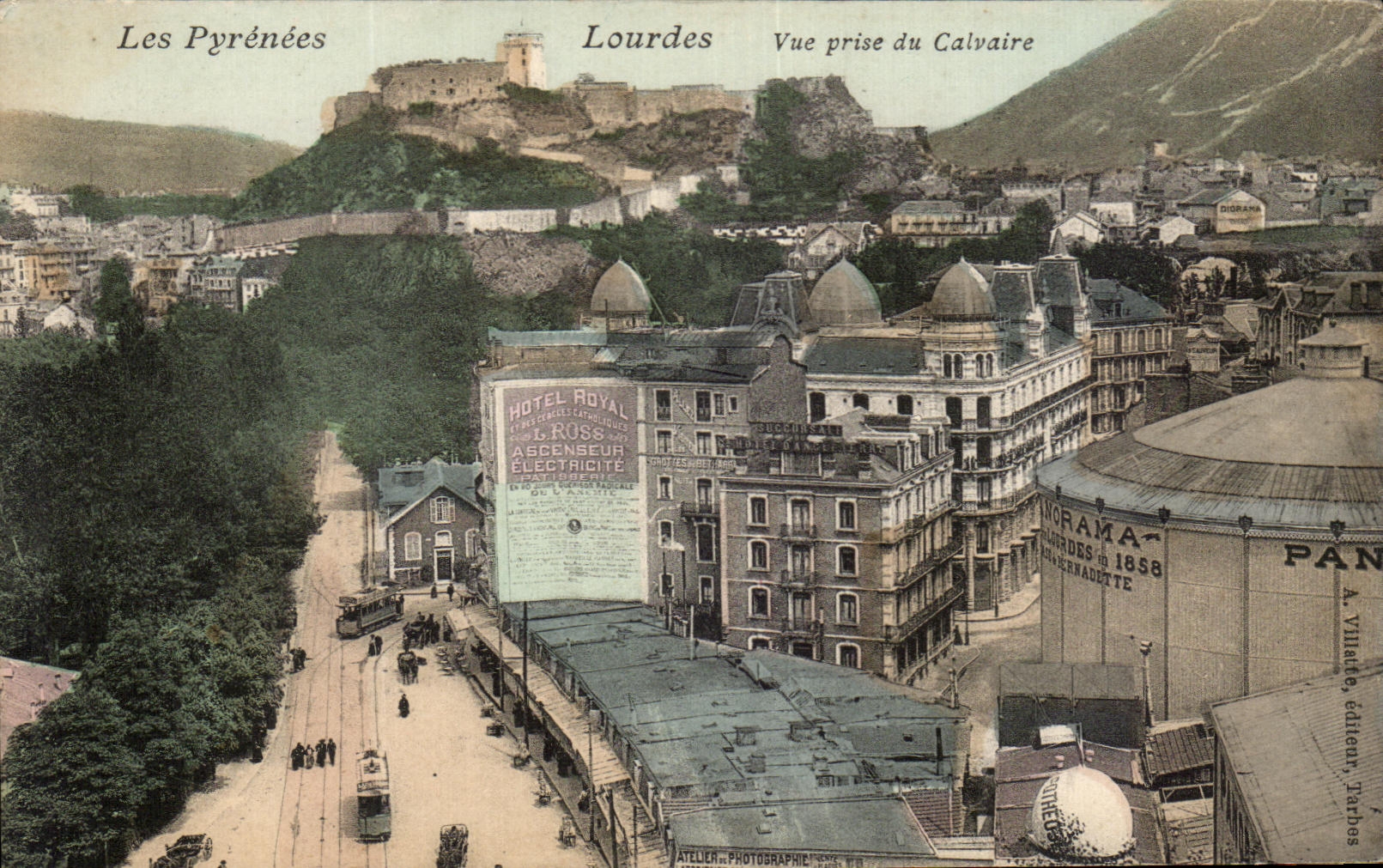 CPA Les Pyrenees Lourdes Vue prise Du Calvaire