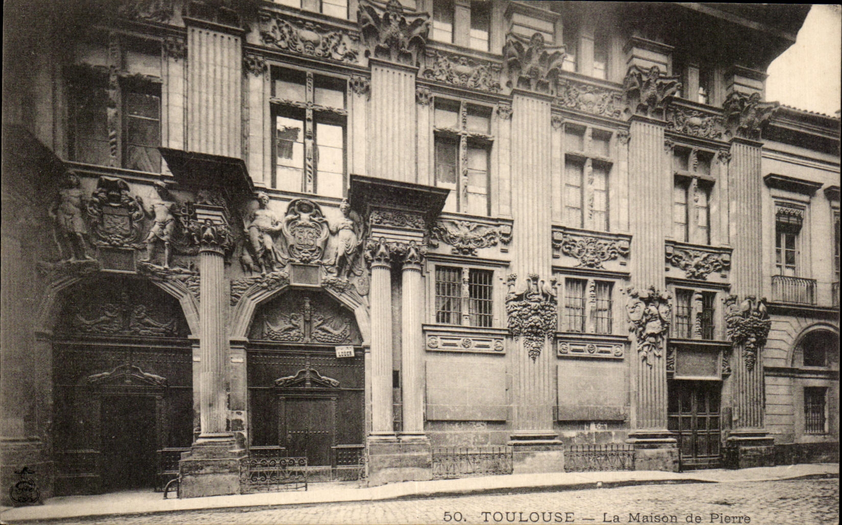 CPA Toulouse la casa Piedra-construida