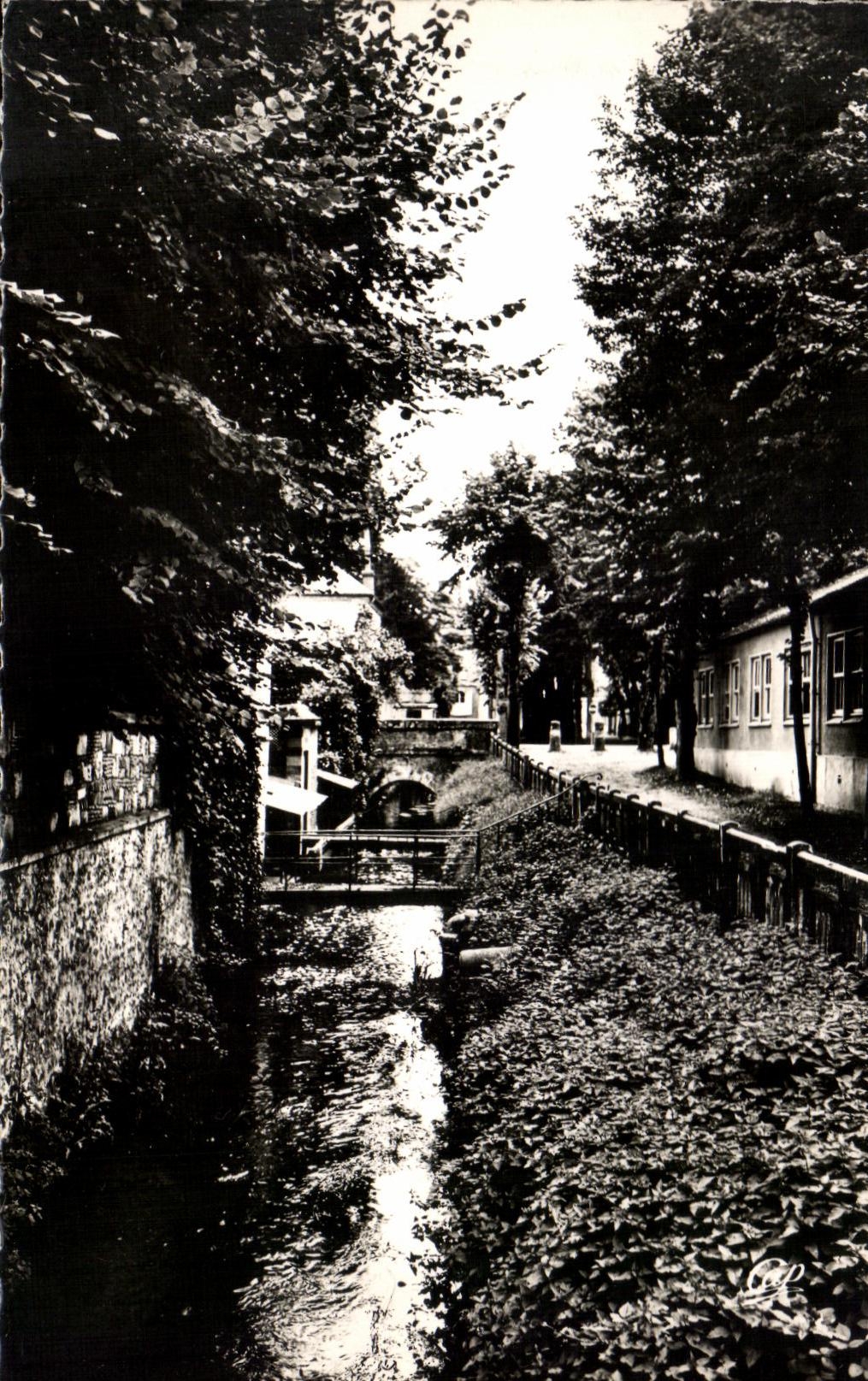 Bordes de CPA Evreux de Iton