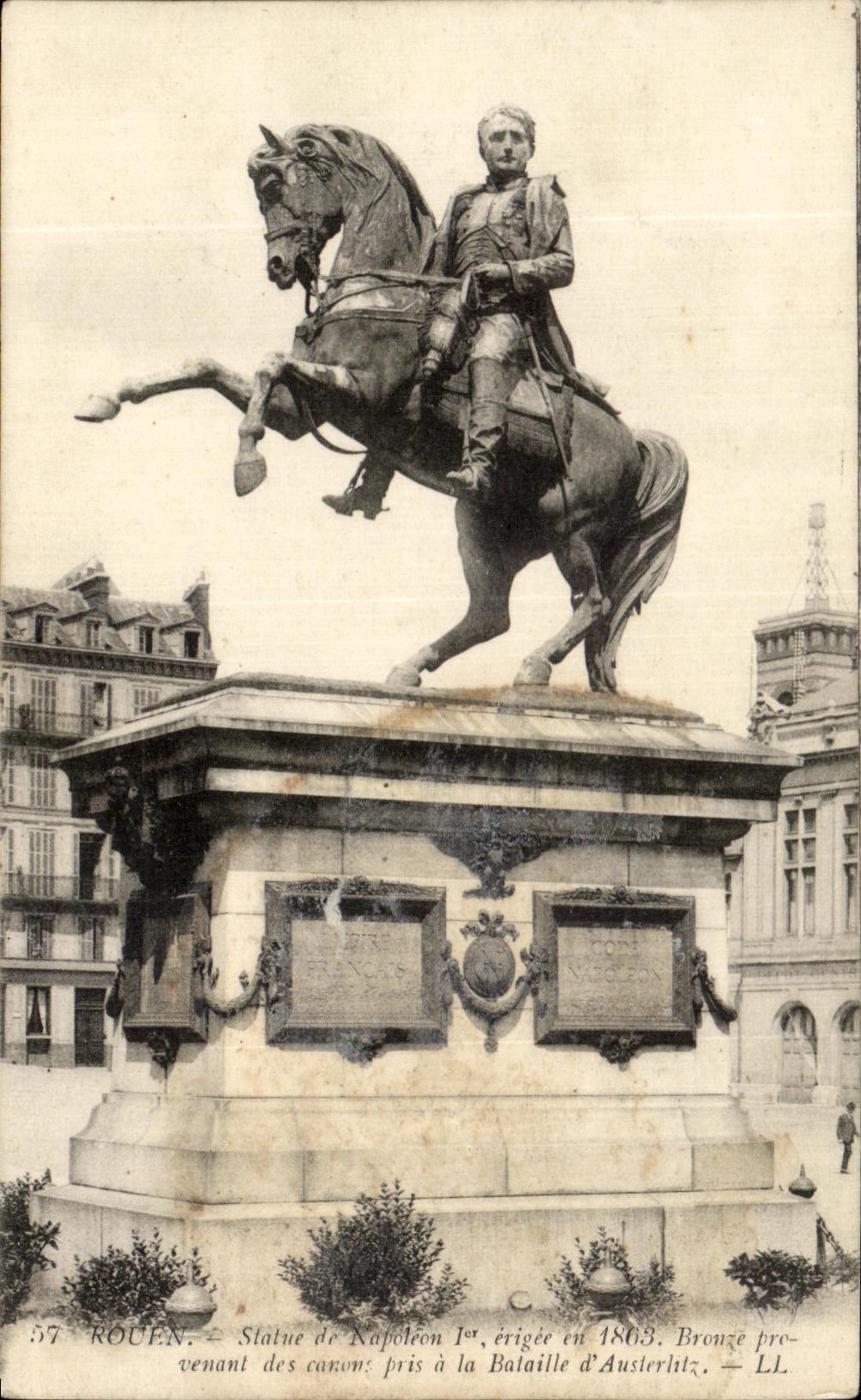 CPA Rouen Statue of Napoleon 1st Bronze erigee coming from the guns taken with the Battle of Austerlitz