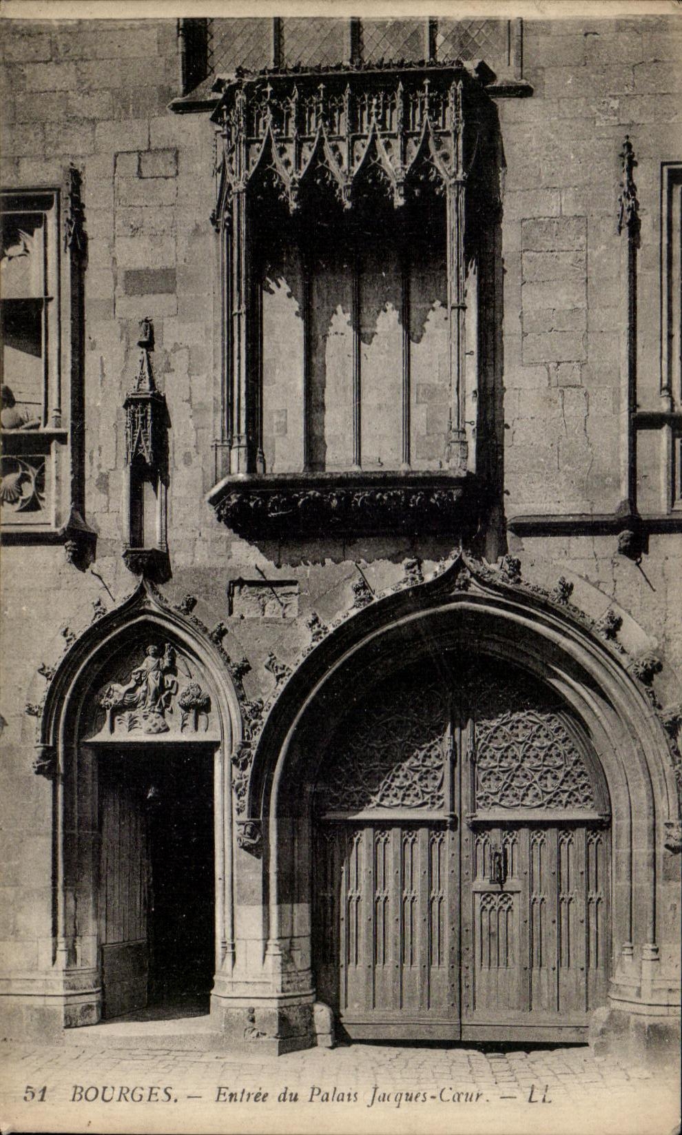 Entrada de CPA Bourges del corazon de Jacques del paladar