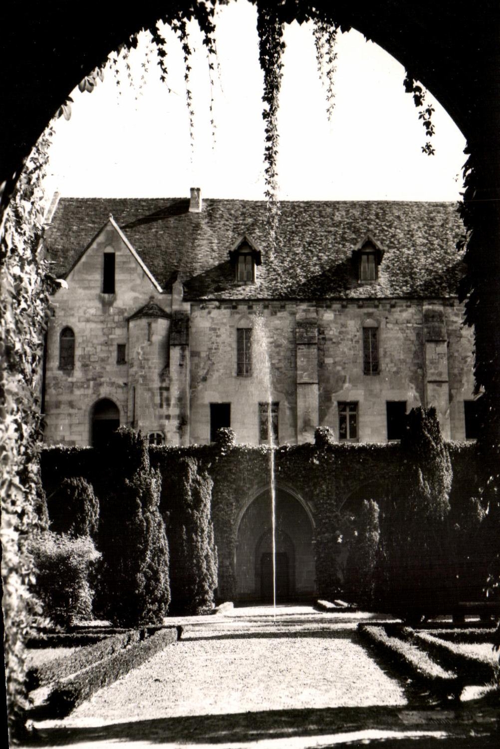Edificios de CPA del ataque frontal de los dormitorios en la abadia del claustro de Royaumont Asnieres en Oise