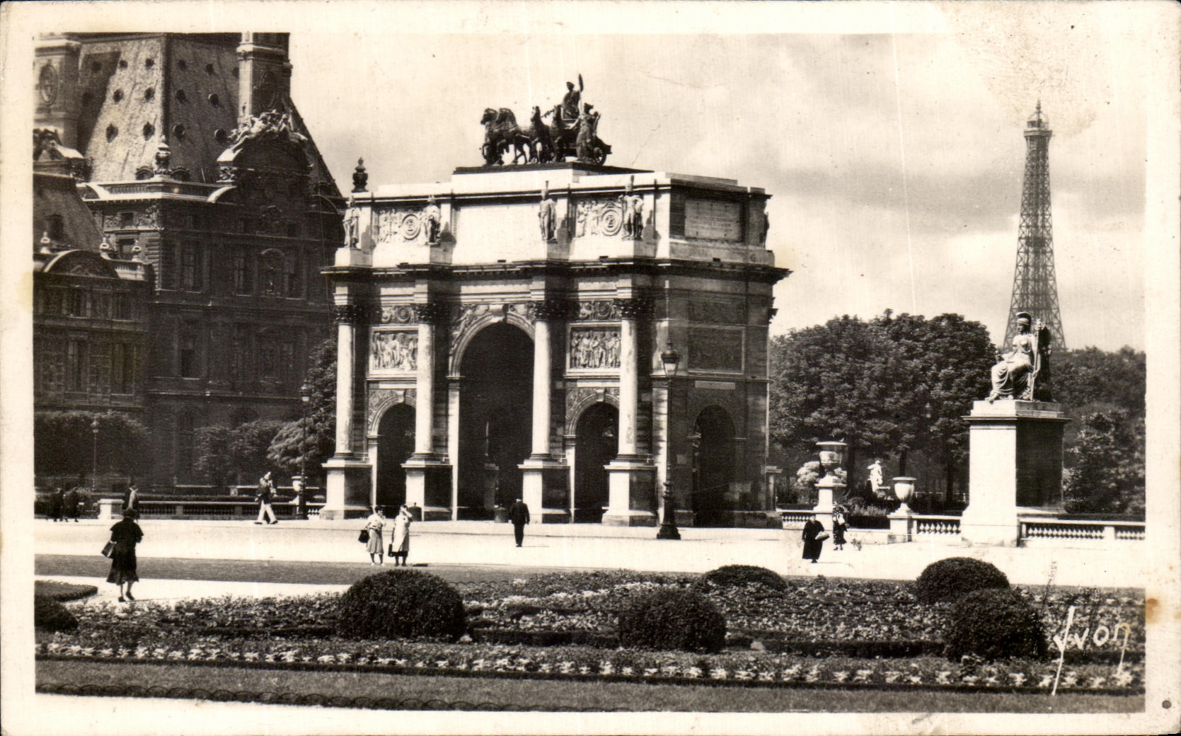 CPA Paris mientras que da un paseo Arc De Triomphe de la torre Eiffel del carrusel el Louvre