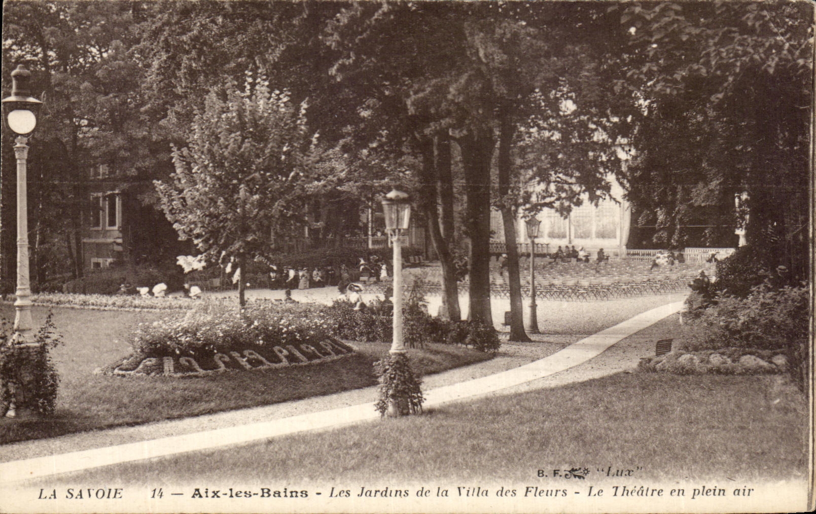 CPA Aix Les Bains Les Jardins de la Villa des Fleurs Le Theatre en plein air