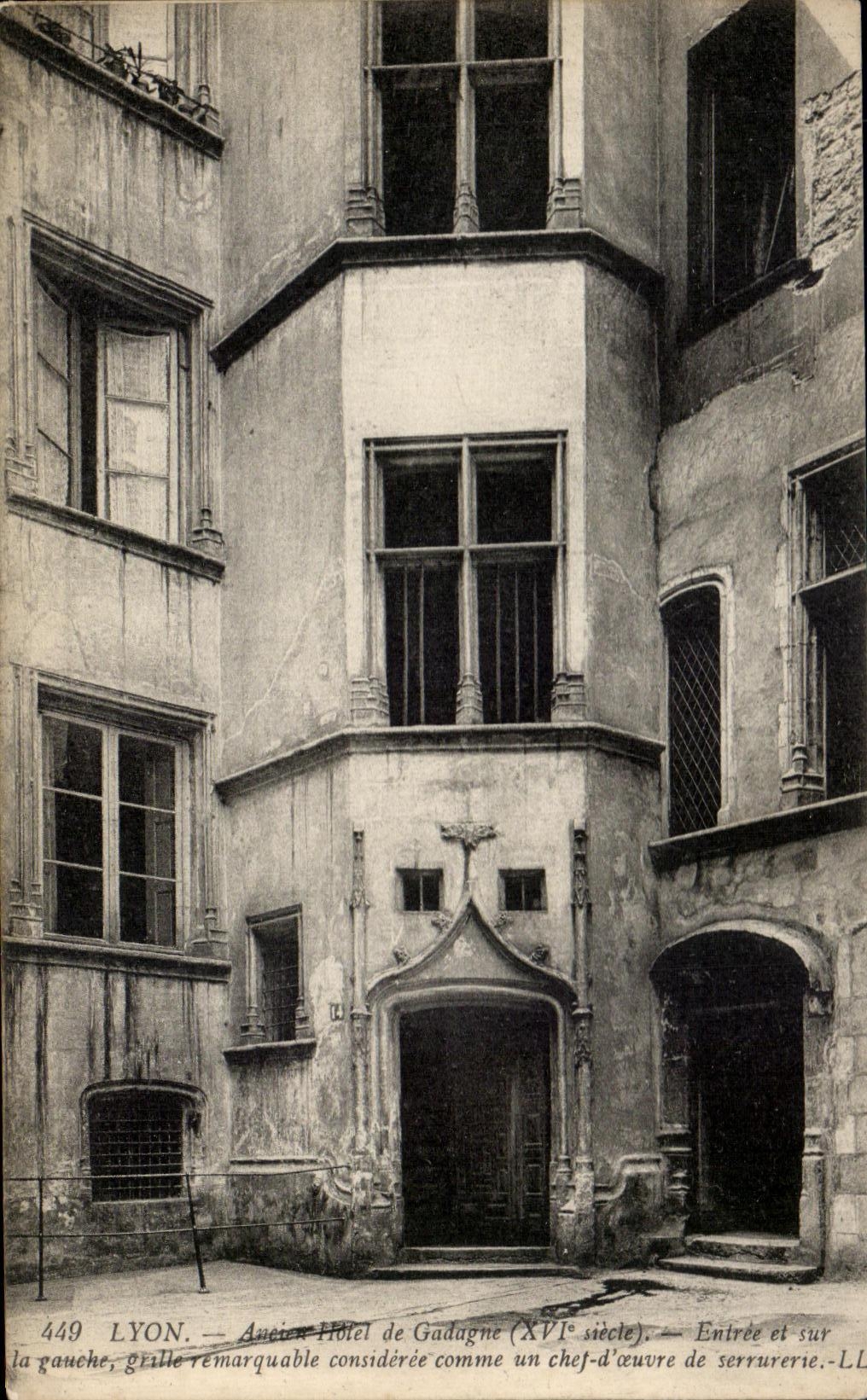 CPA Lyon Hotel of Gadagne Chief of work of iron work