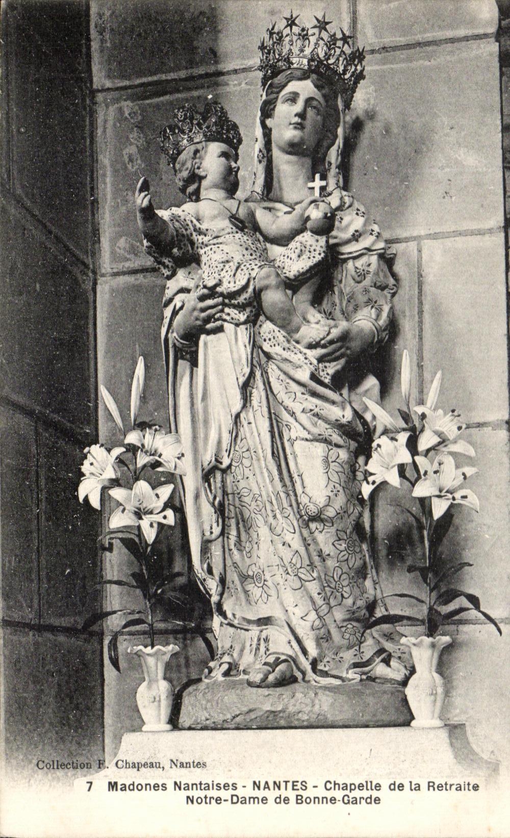 CPA Nantes Madonna Nantes Vault of the retirement Notre Dame de Bonne Guard