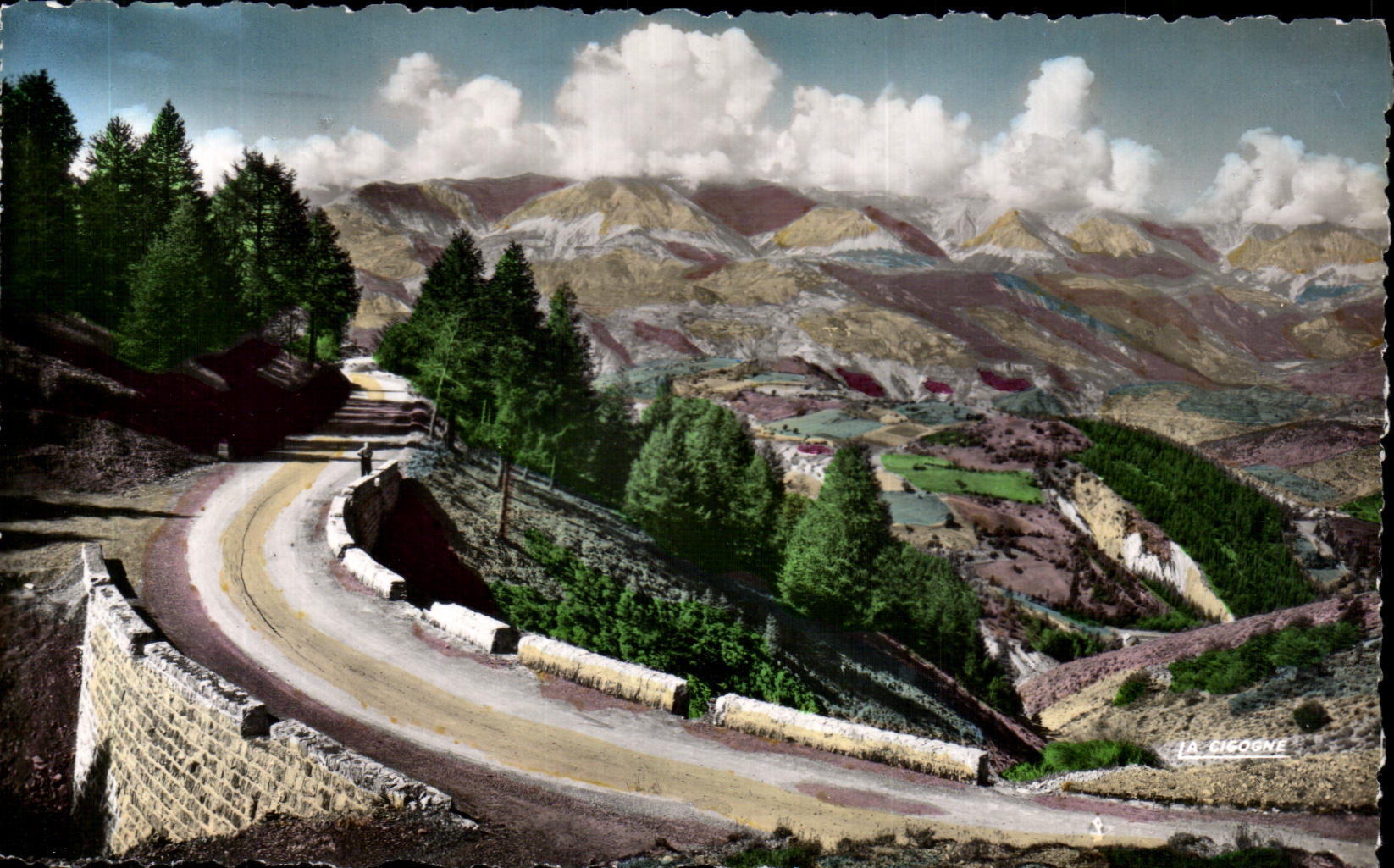 CPA Route des gorges du cians et de Daluis Sortie de Valberg et Vue sur la Vallee du Var