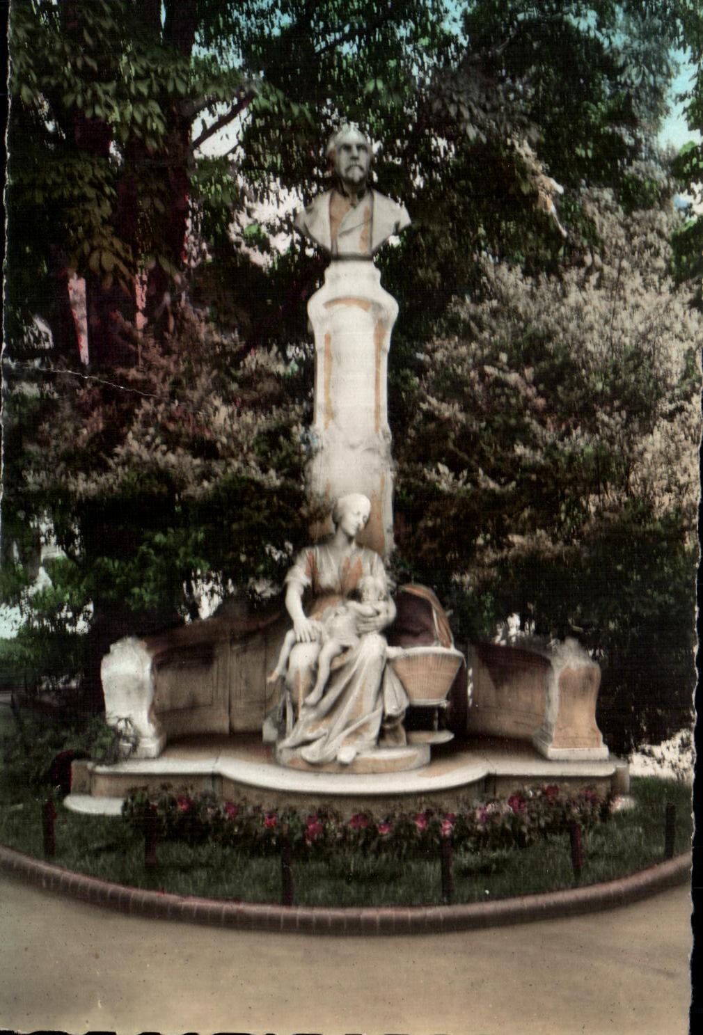 CPA Lille Public garden Jussieux Small Quinquin