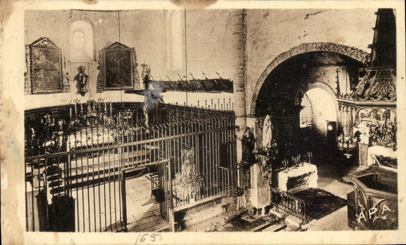 CPA Interior Sarrancolin of the church