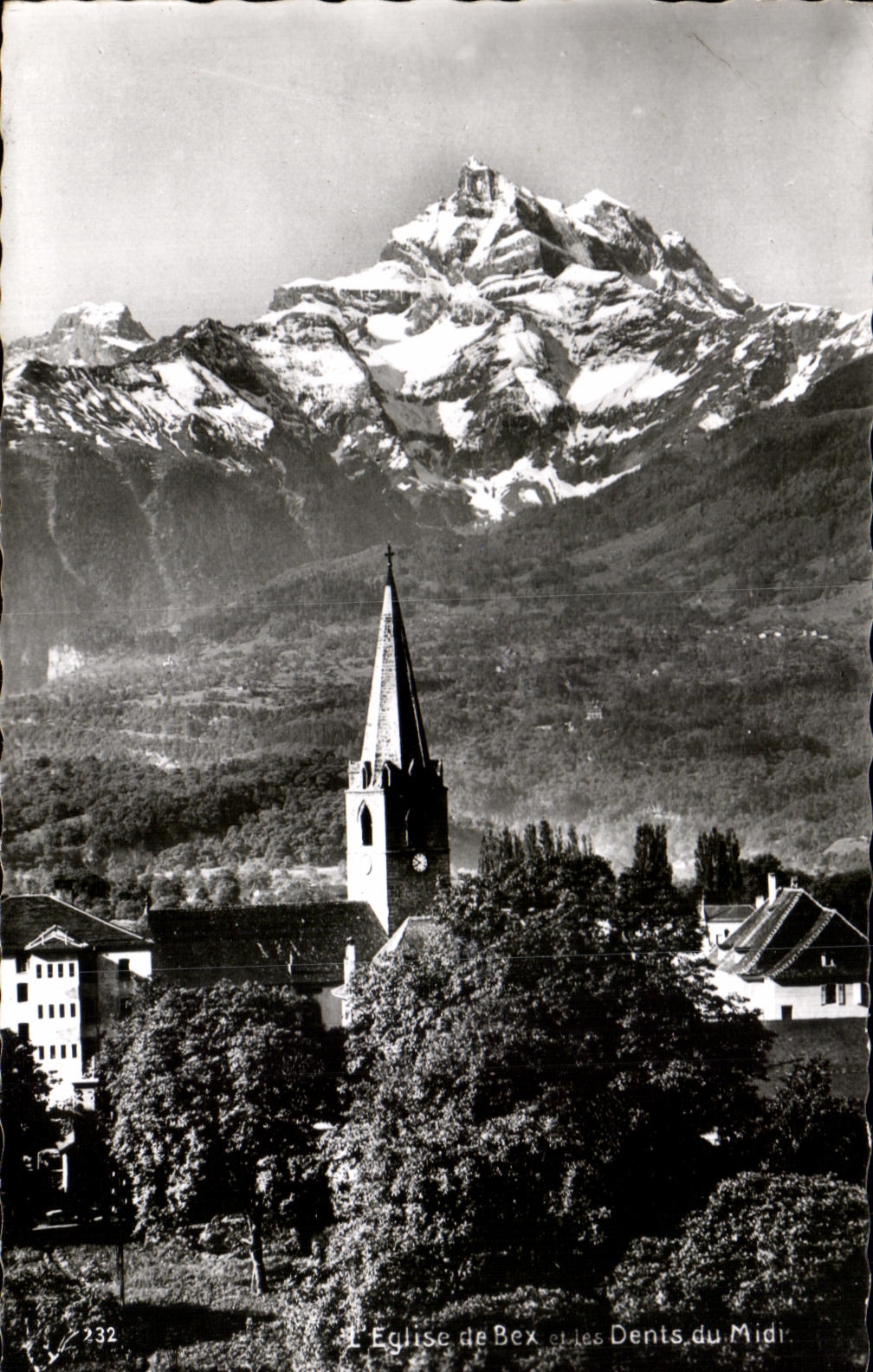 CPA L'Eglise de Bex les Dents du Midi Suisse