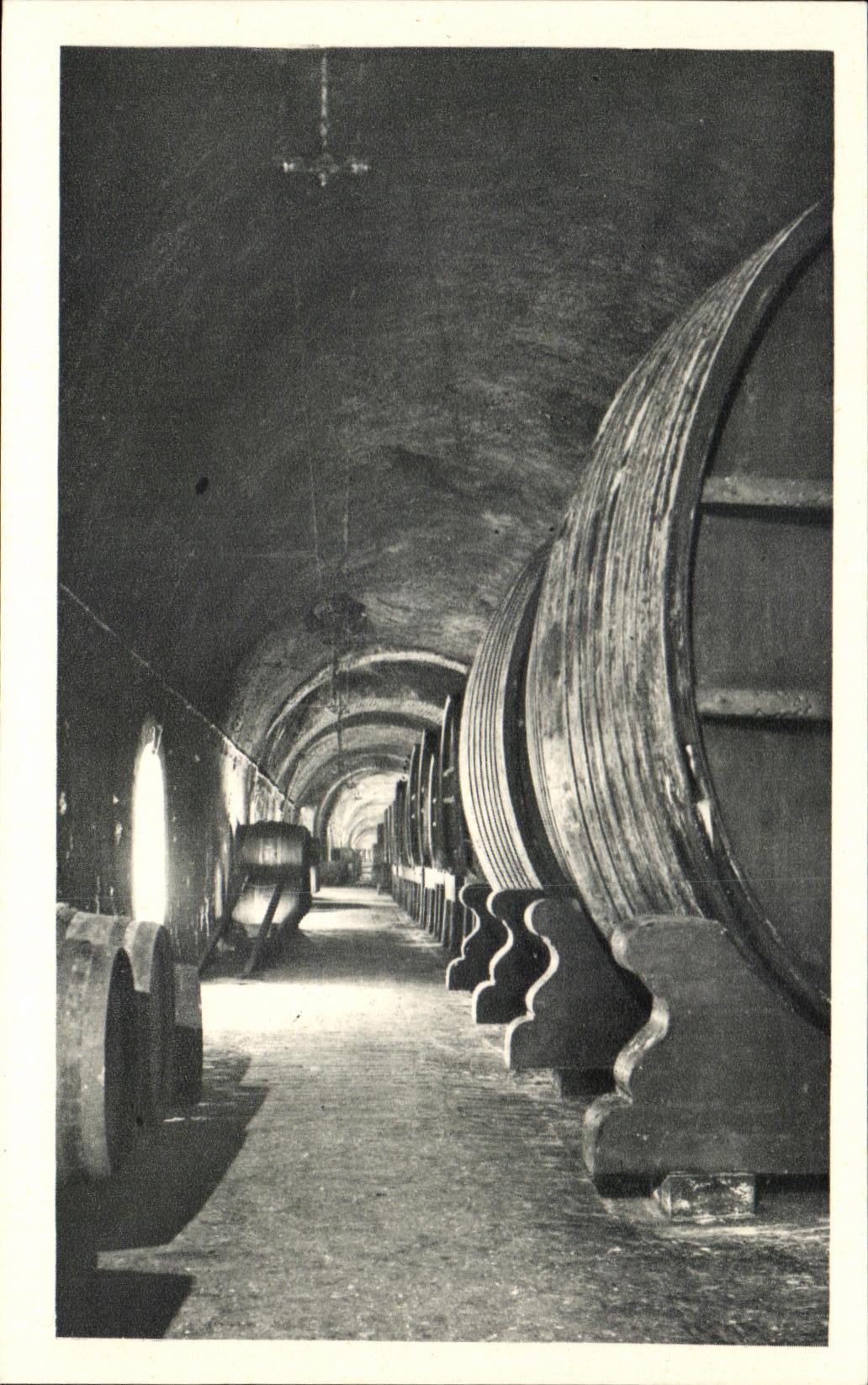 CPA Galerle of the Wines of Reserve Moet and Chandon champagne