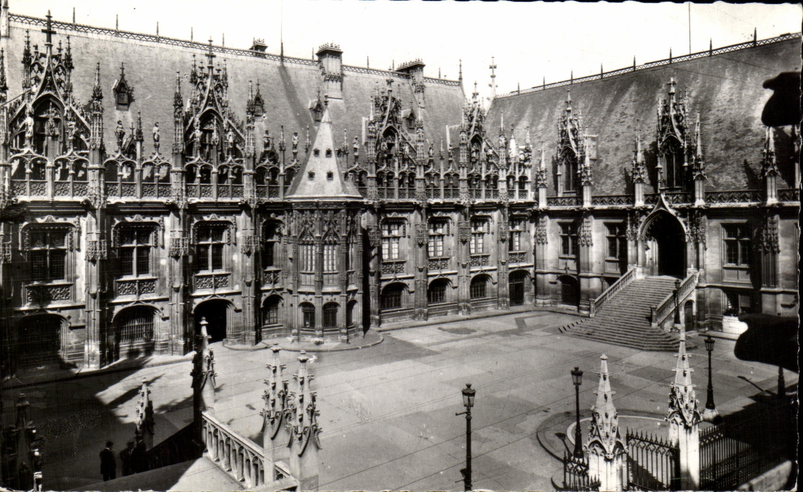 CPA Rouen Law courts overall picture Justice general De luxe hotel view