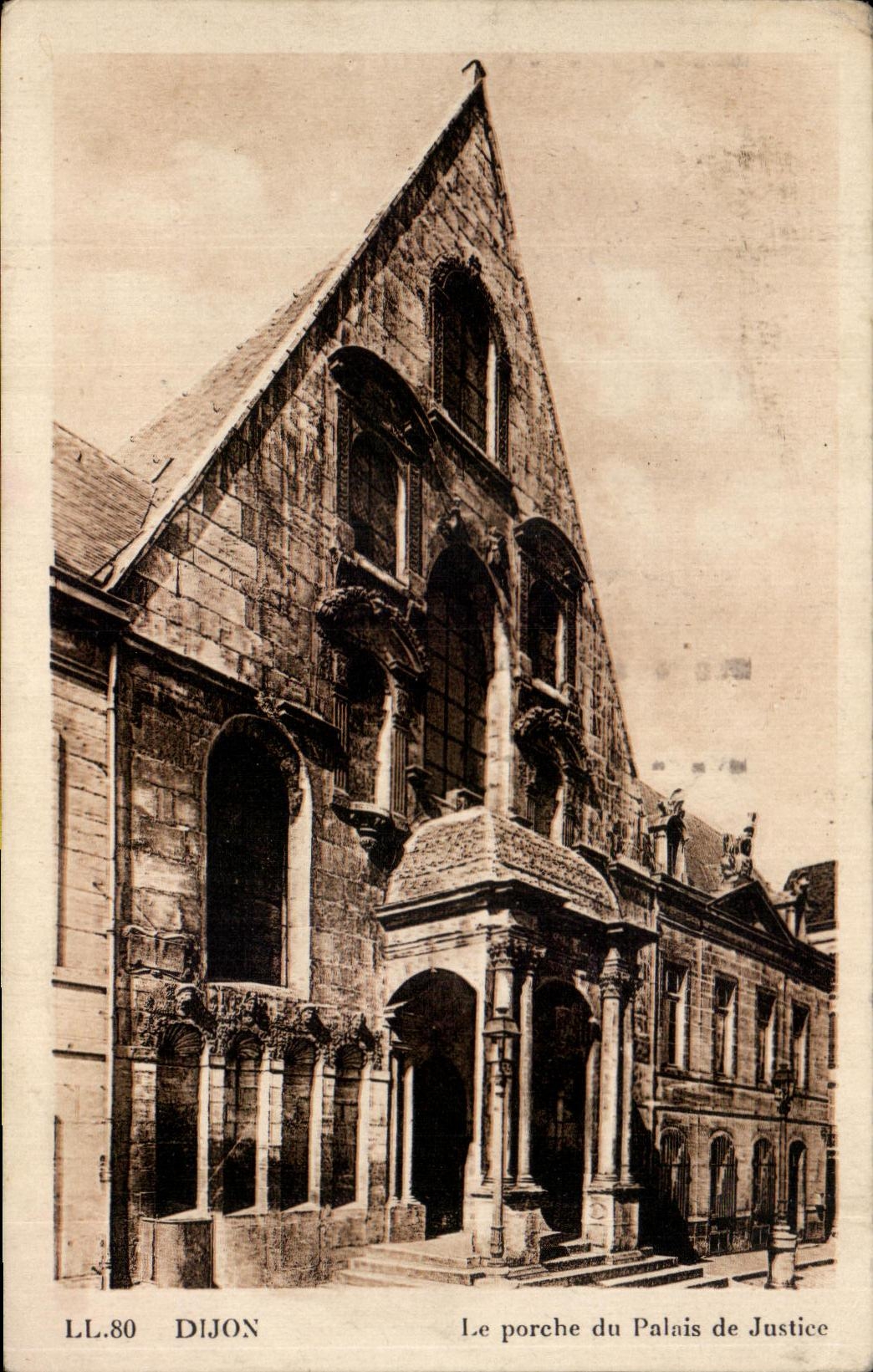CPA Dijon Le Poreche du Palais de Justice