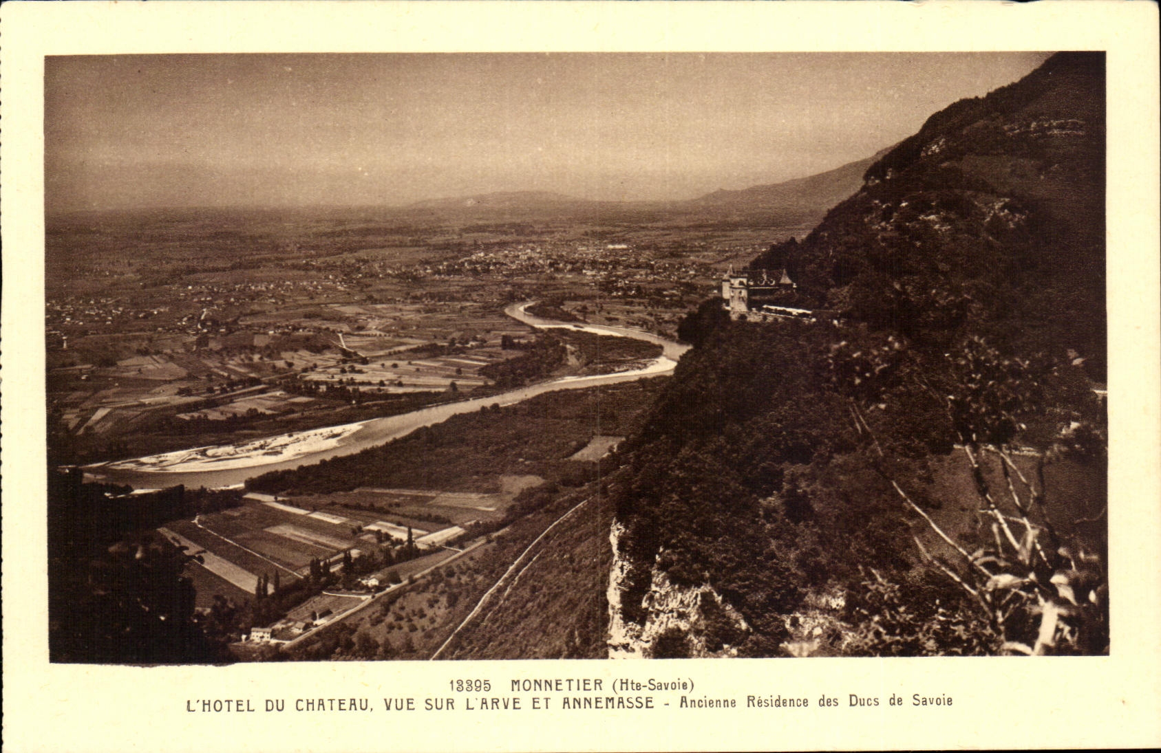 CPA Monnetier L'Hotel Du Chateau Vue Sur L'Arve Annemasse Ancienne Residrance des Ducs de Savoie