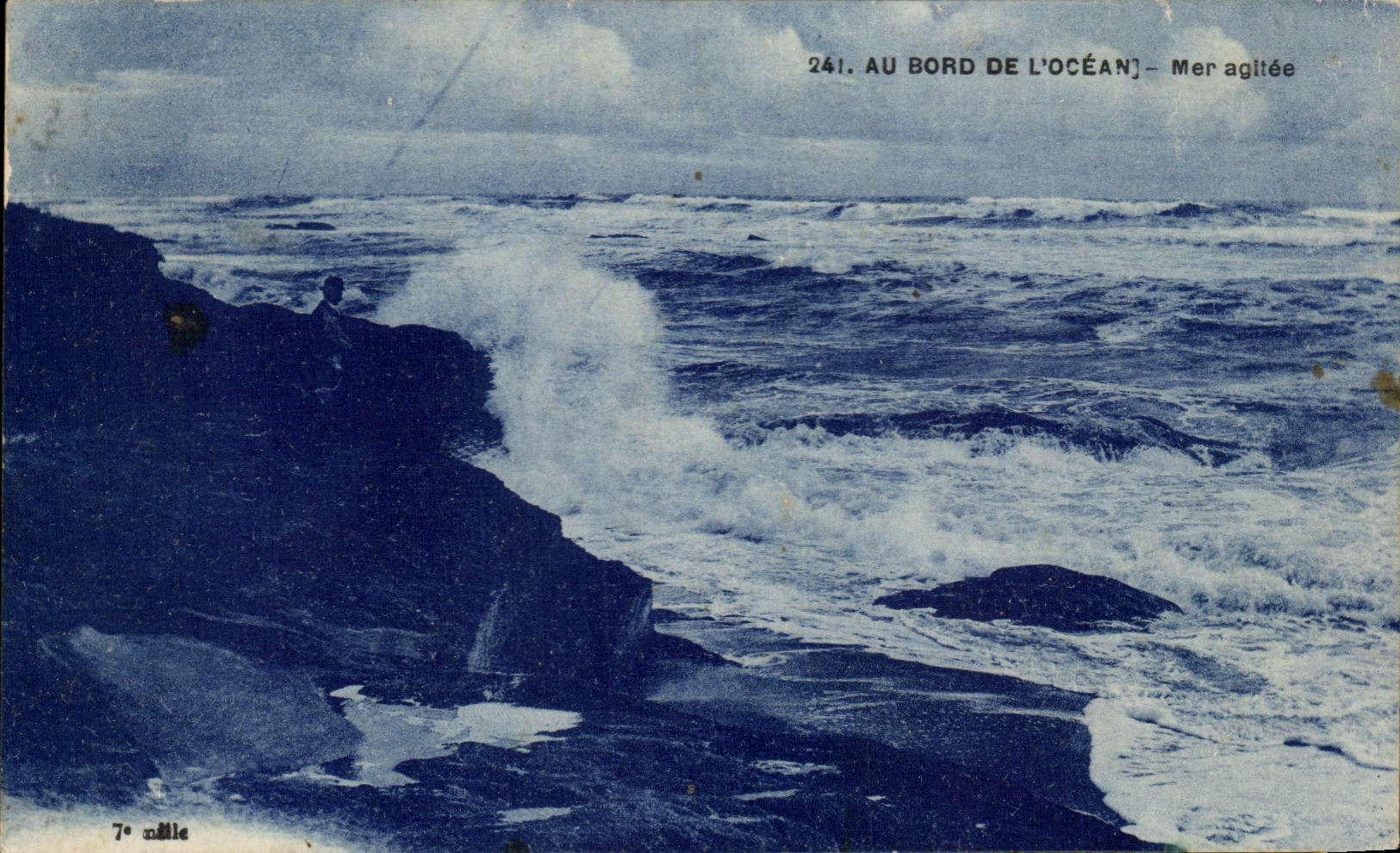 CPA en el borde del mar Agitee del oceano