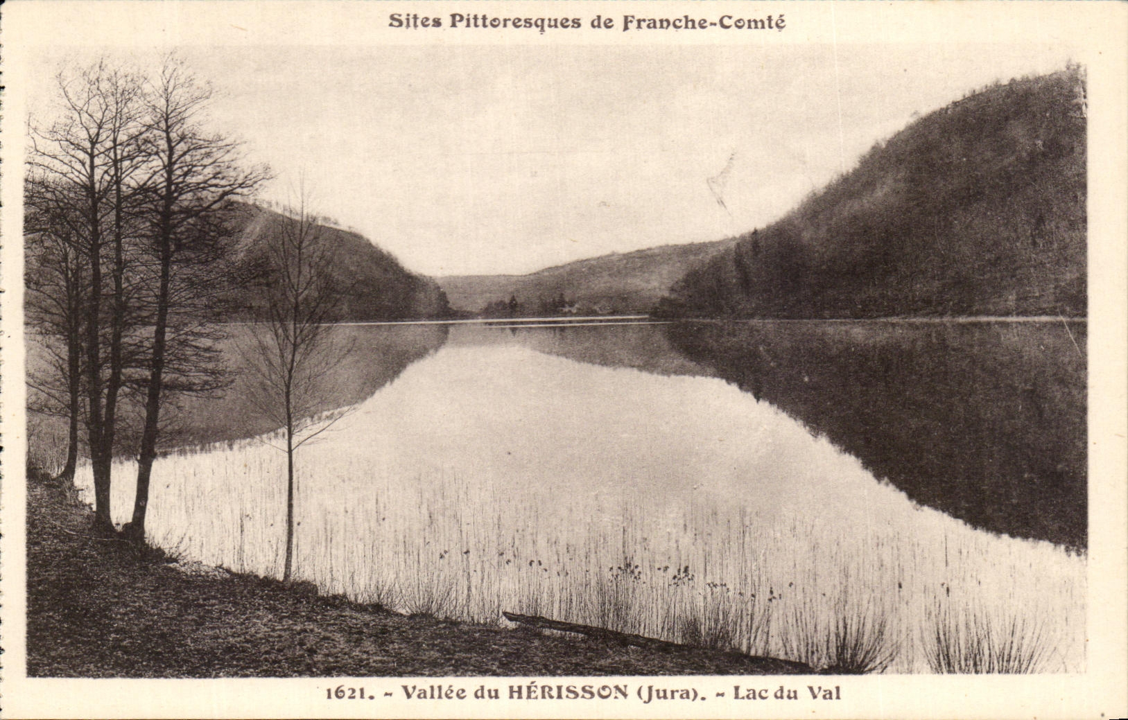 CPA Valley of the Hedgehog Lake of the Valley