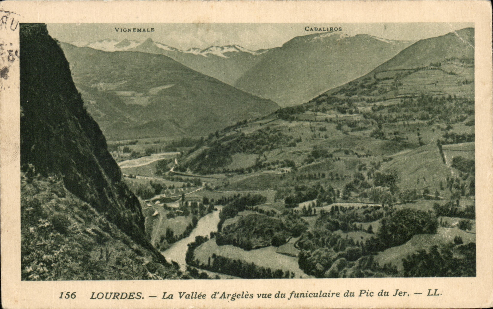 CPA Lourdes La Vallee d'Argeles Vue du Funiculaire du Pic du Jer