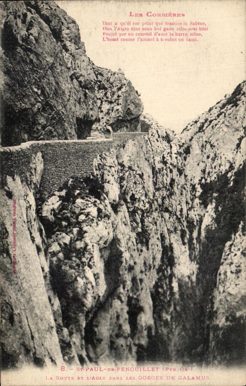 CPA Les Corbieres St Paul de Fenouillet La route et l'Agly dans les gorges de Galamus