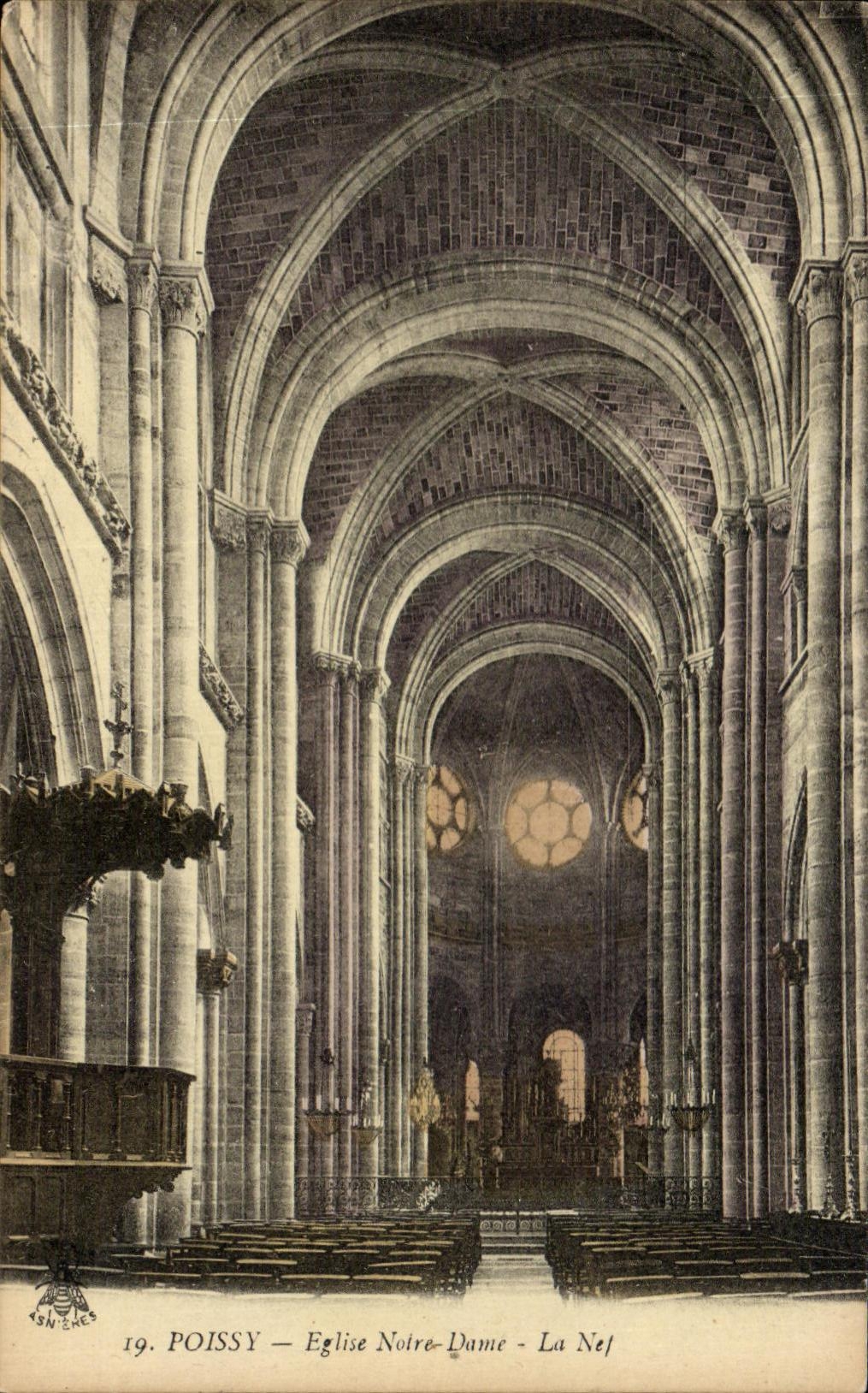 CPA Poissy Eglise Notre Dame La Nef