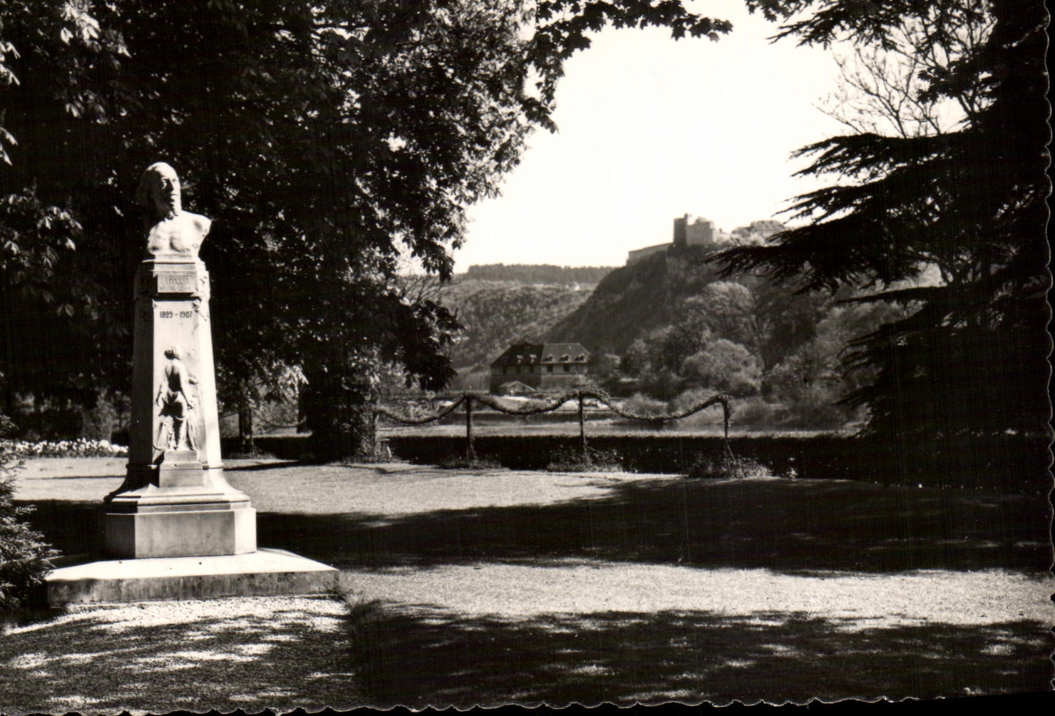 CPA Besancon Promenade Micaud