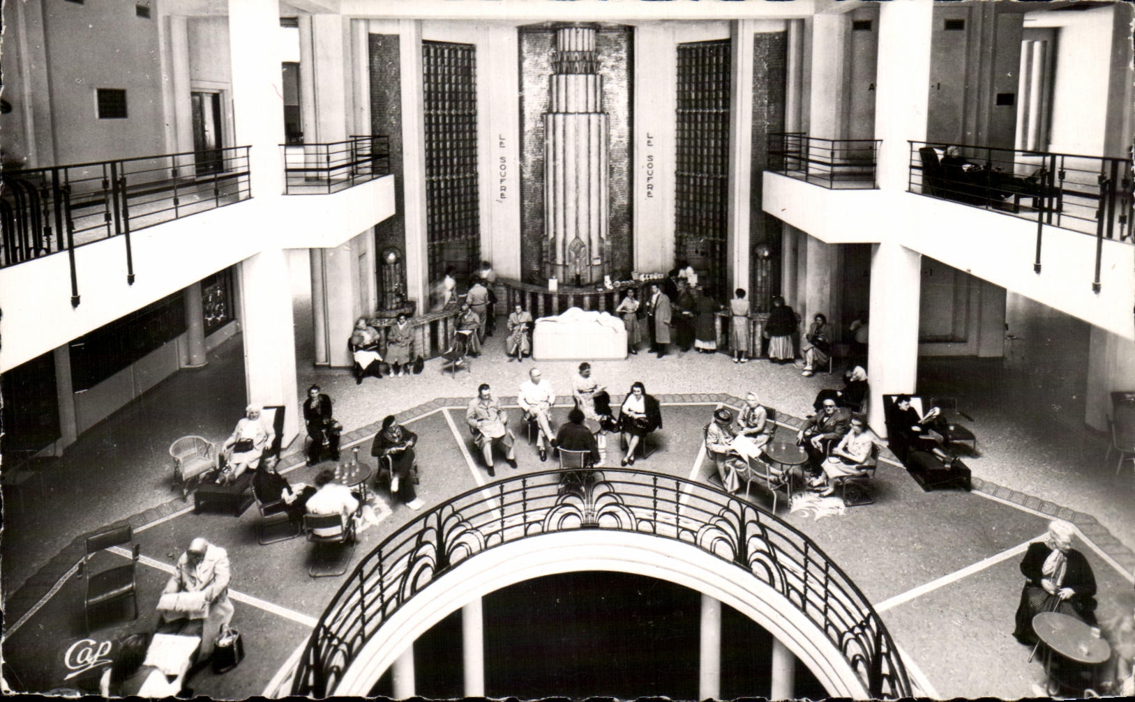 CPA Aix Les Bains L'Etablissement Thermal Le Hall