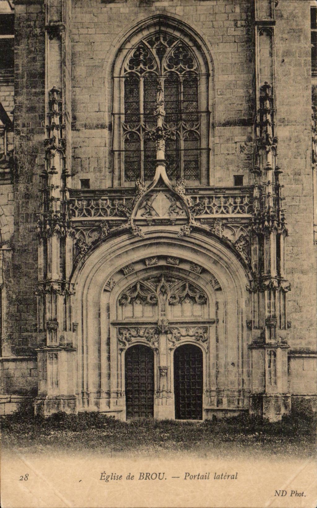 CPA Eglise de Brou Portail lateral