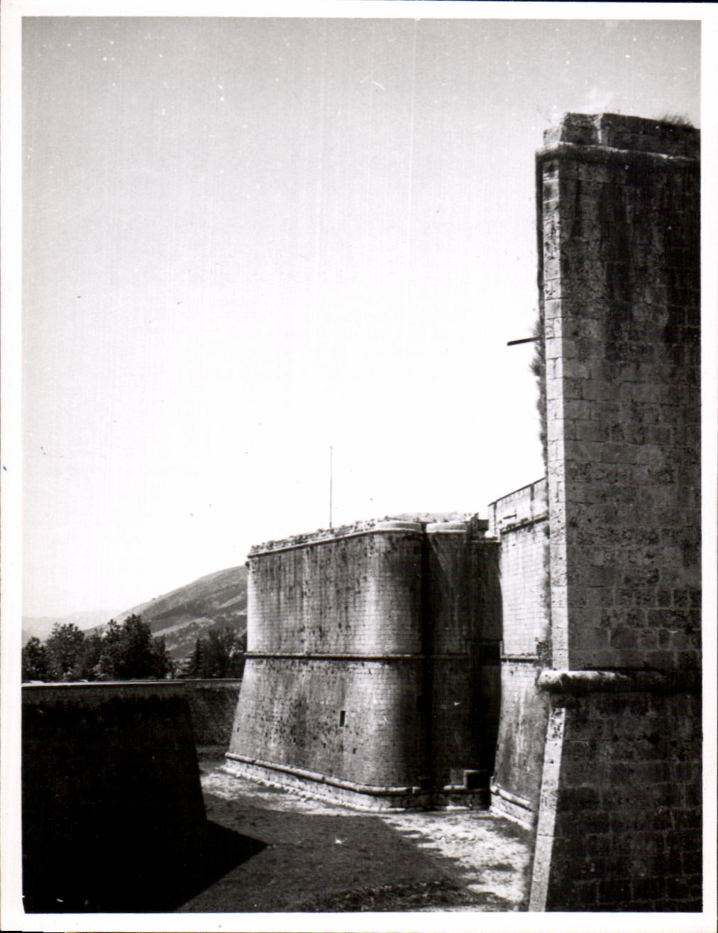 PHOTO Italie Aquila Calabre 