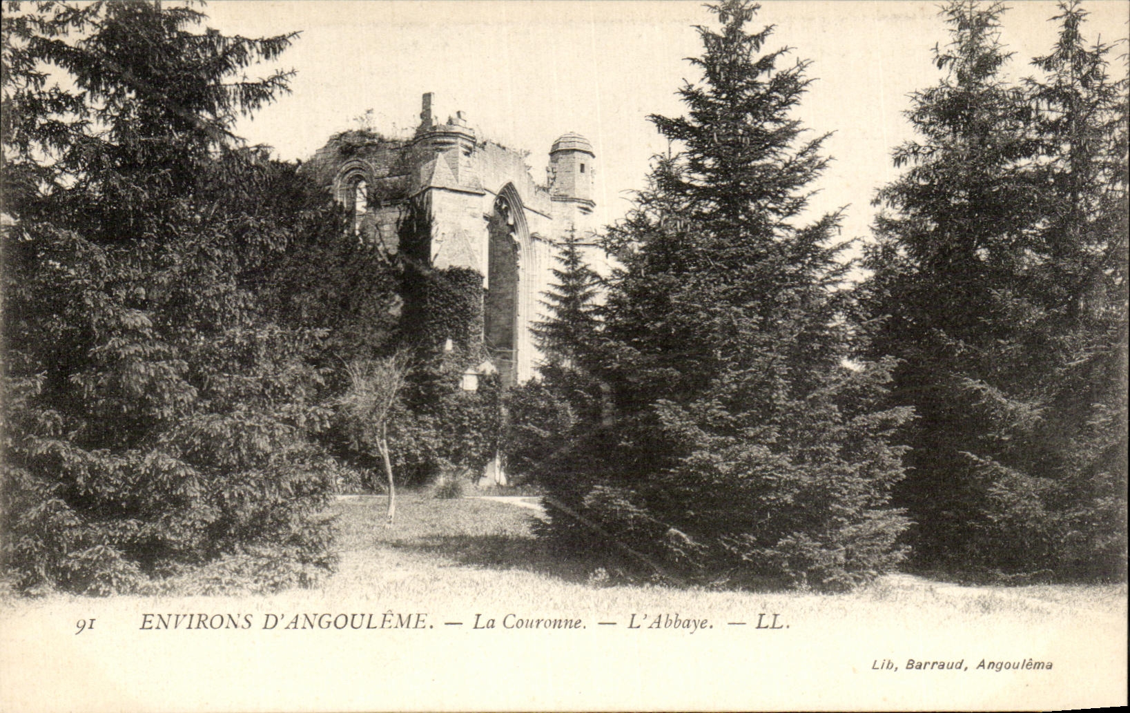 CPA Surroundings Of Angouleme the Crown the Abbey