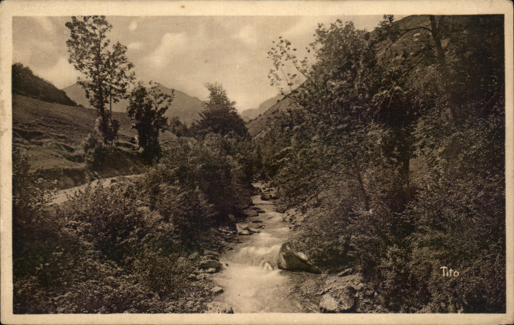 CPA Les Pyrenees Vallee d'Anre Aragnouet Torrent de la Gela