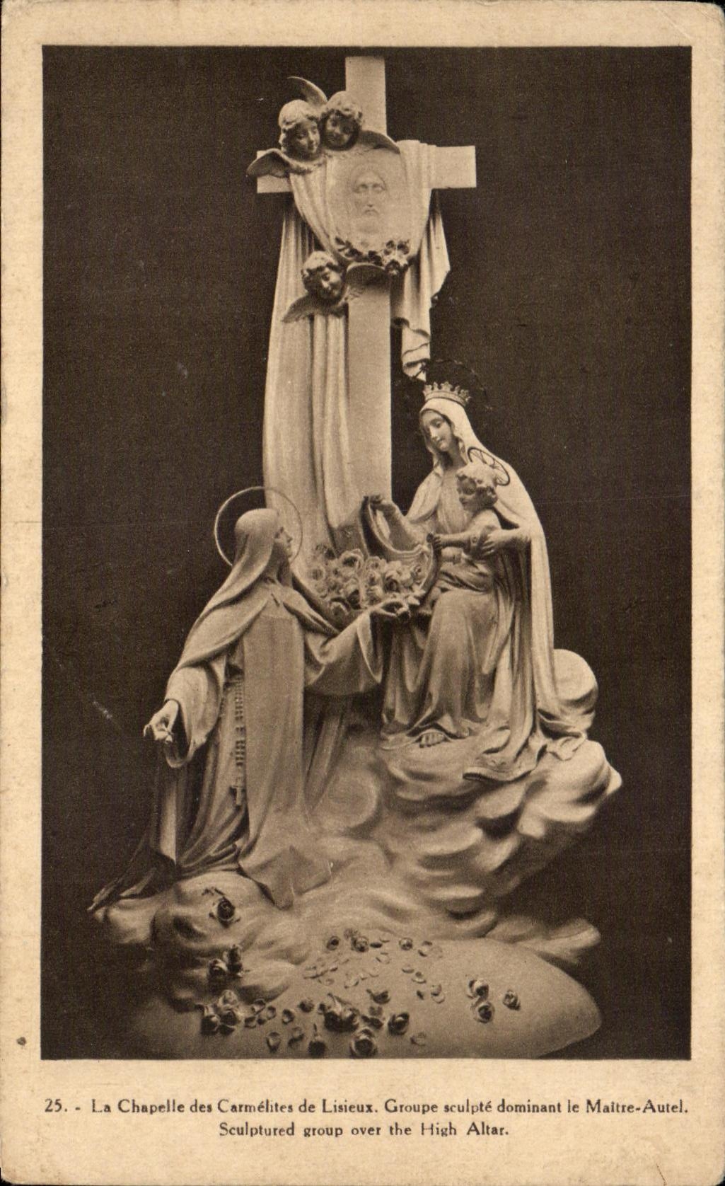 CPA La Chapelle des Camelites de Lisieux Maitre autel