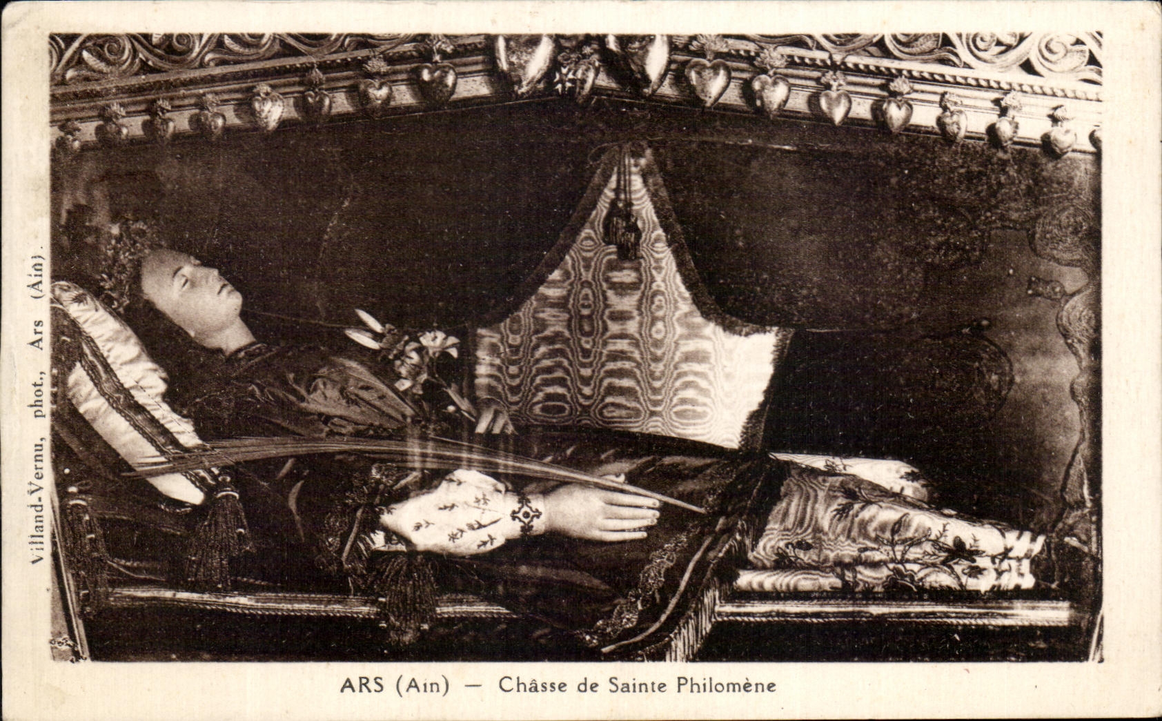 CPA Ars Drives out Sainte Philomene