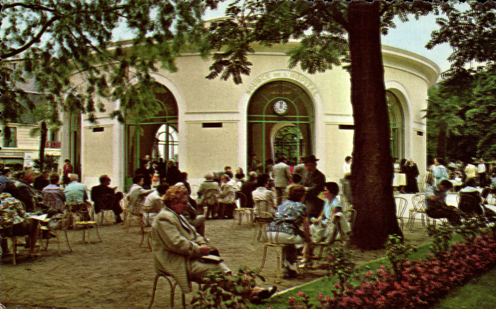 CPA Vichy Source of I' Hopital