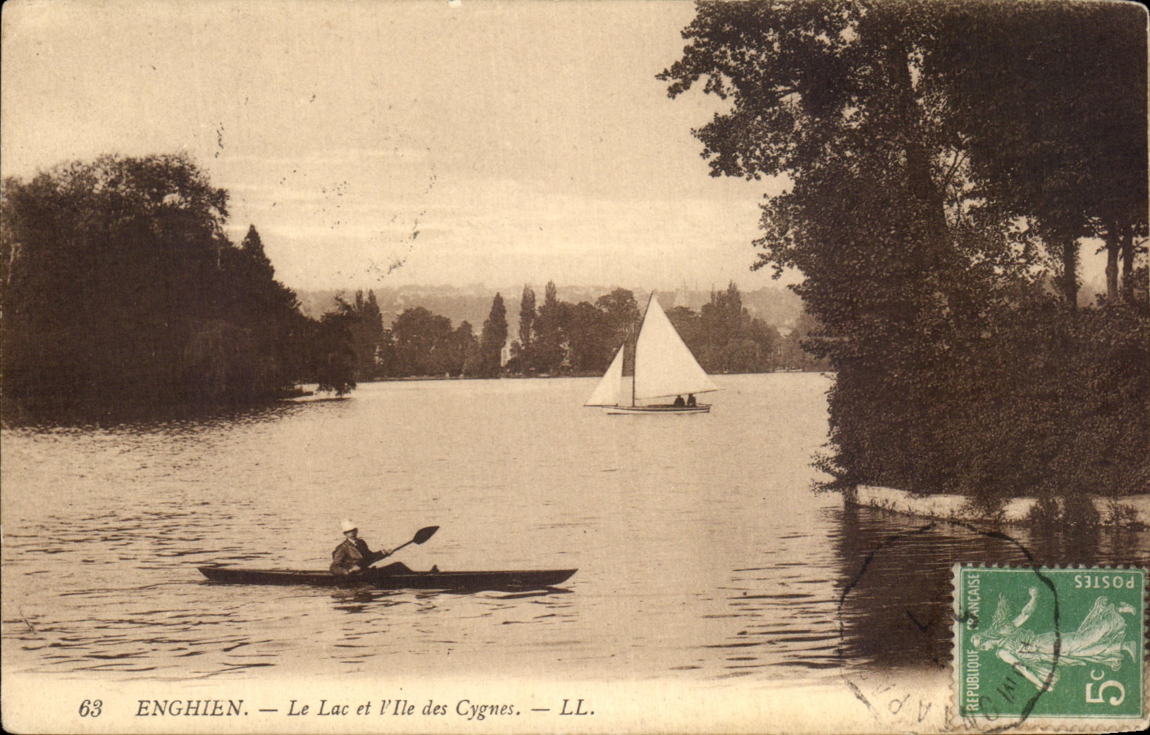 CPA Enghien the Lake and of the Swans