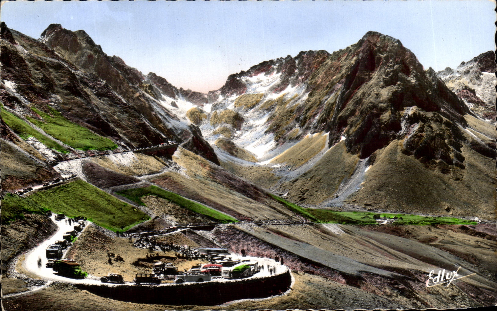 CPA Road of Tourmalet and Chaine of the Pyrenees