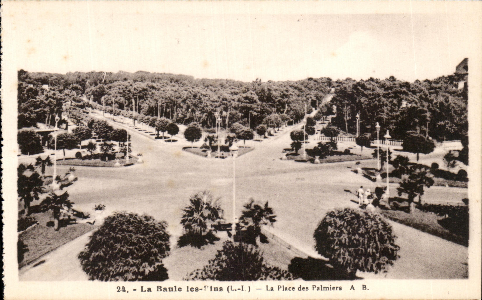 CPA La Baule Pines the Place of the Palm trees