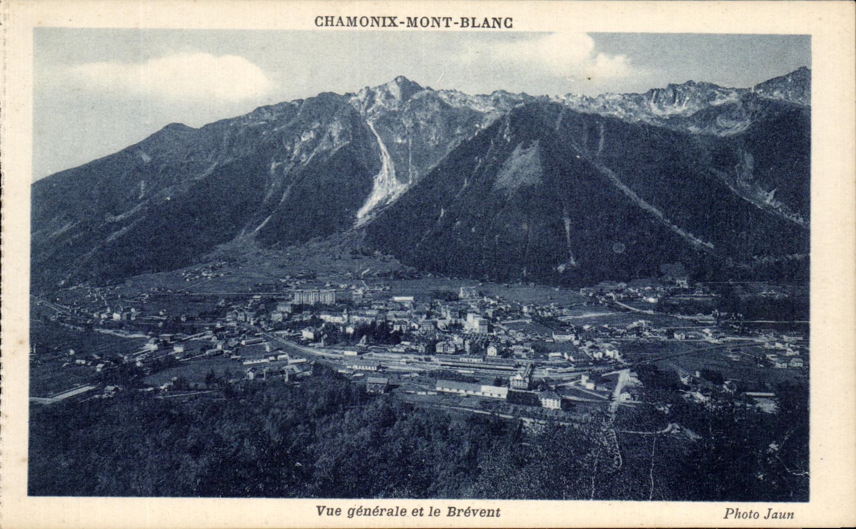CPA Chamonix Mont Blanc Vue Generale et le Brevent
