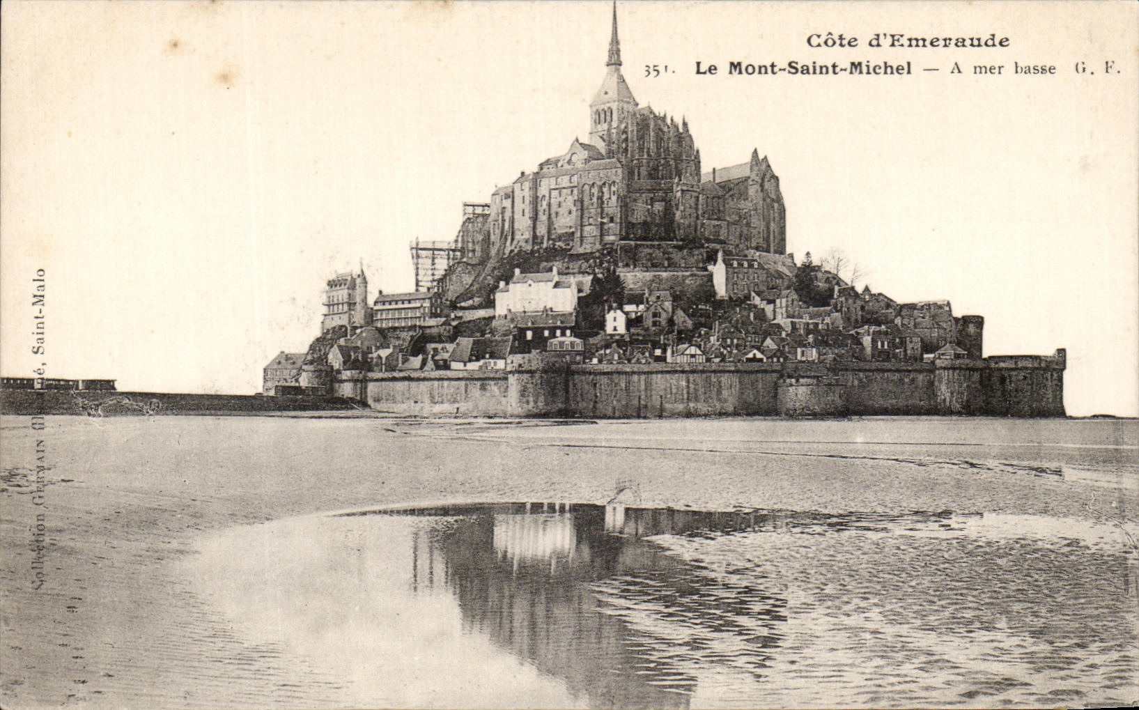 CPA Le Mont Saint Michel A Mer basse