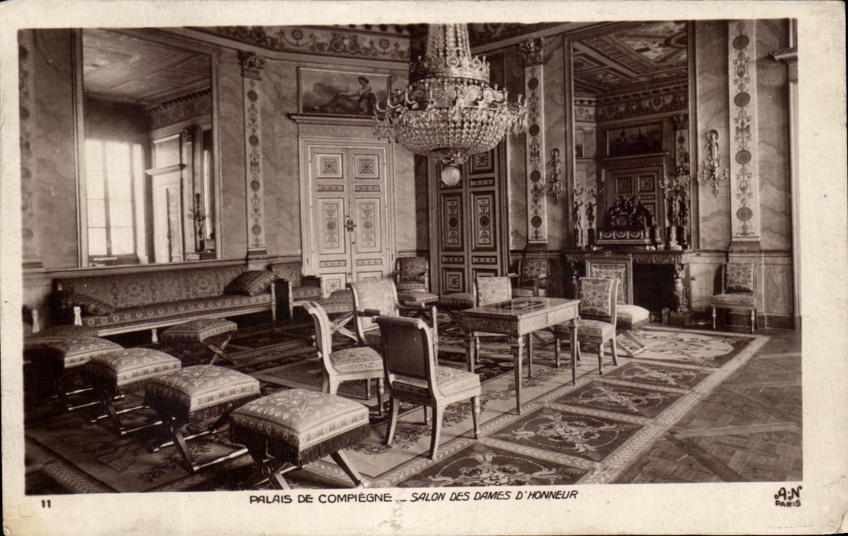 CPA Palais De Compiegne Salon Des Dames D'Honneur