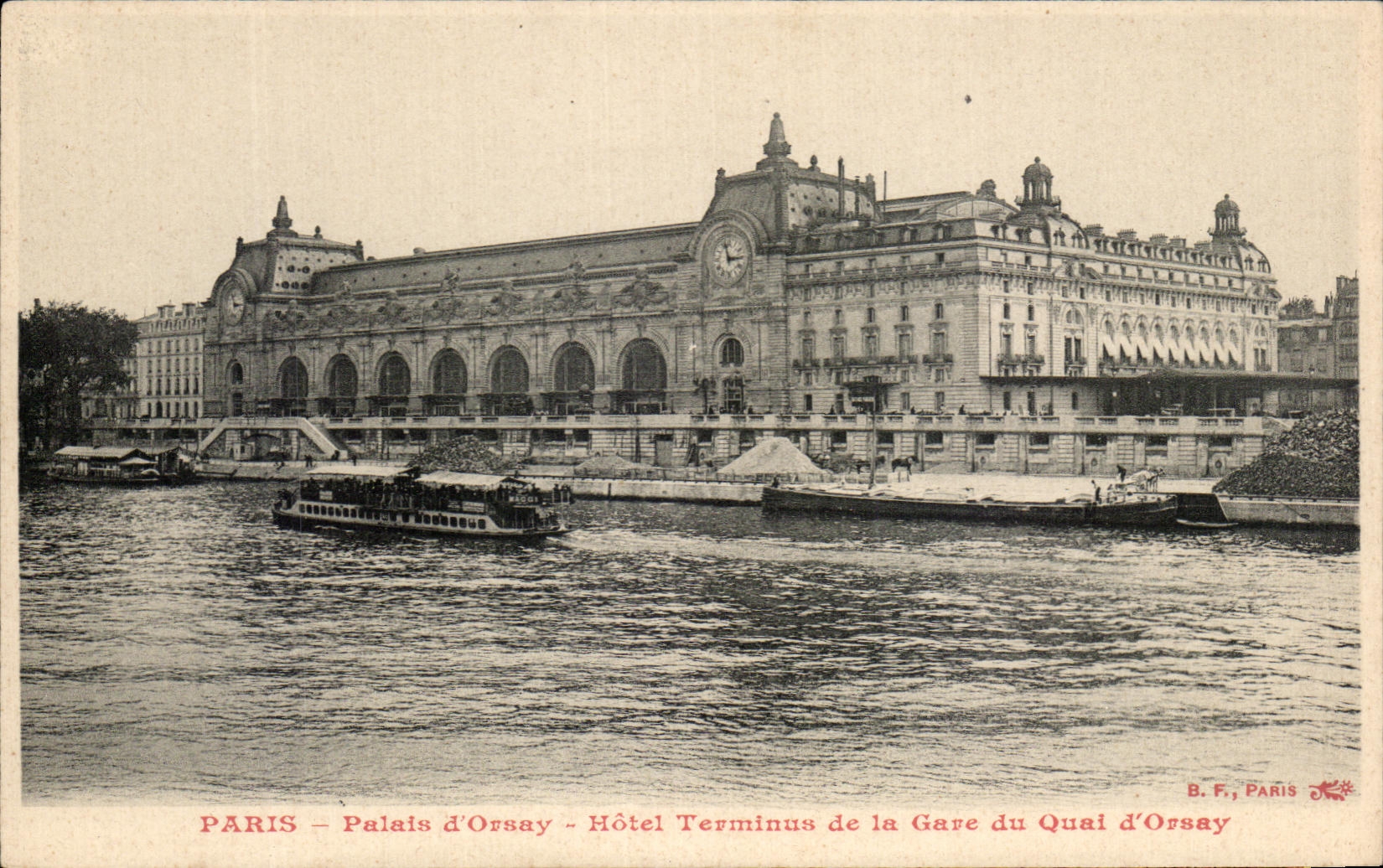 CPA Paris Palate of Orsay Hotel Terminus of the Station of the Quay of Orsay Barge