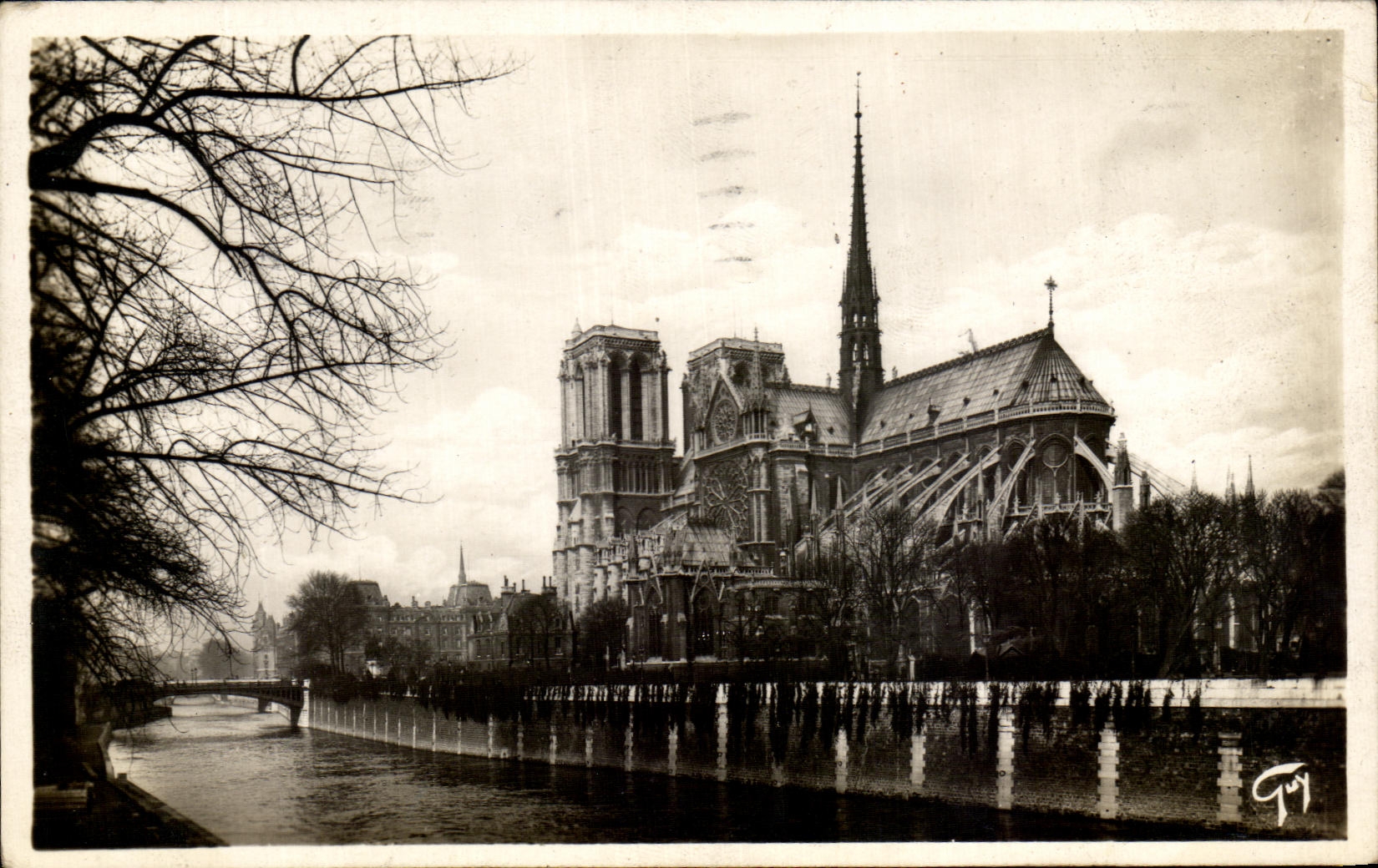 CPA Paris And Its Notre Dame Wonders