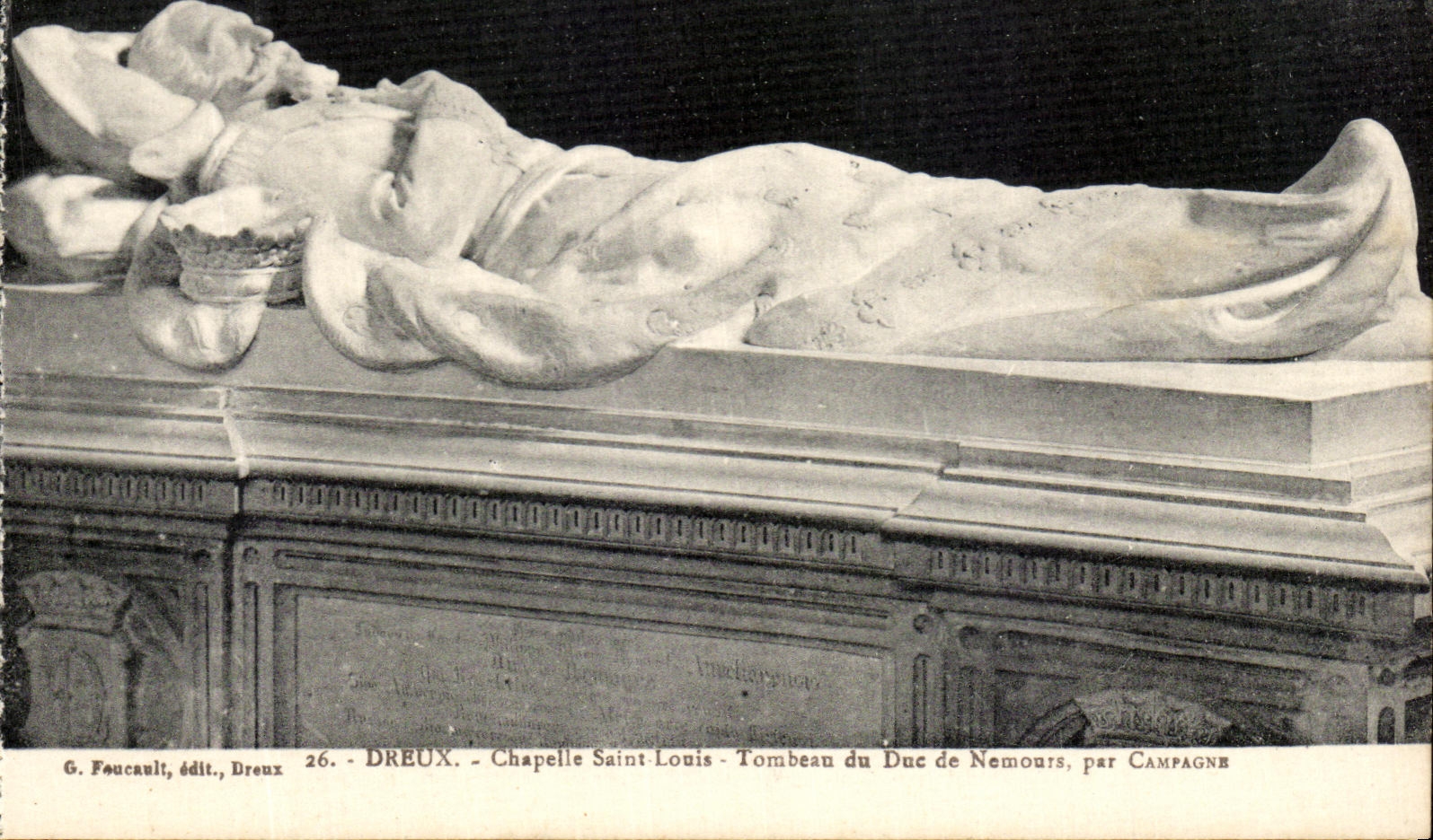 Tumba del Saint Louis de la camara acorazada de CPA Dreux del duque de Nemours de Countryside