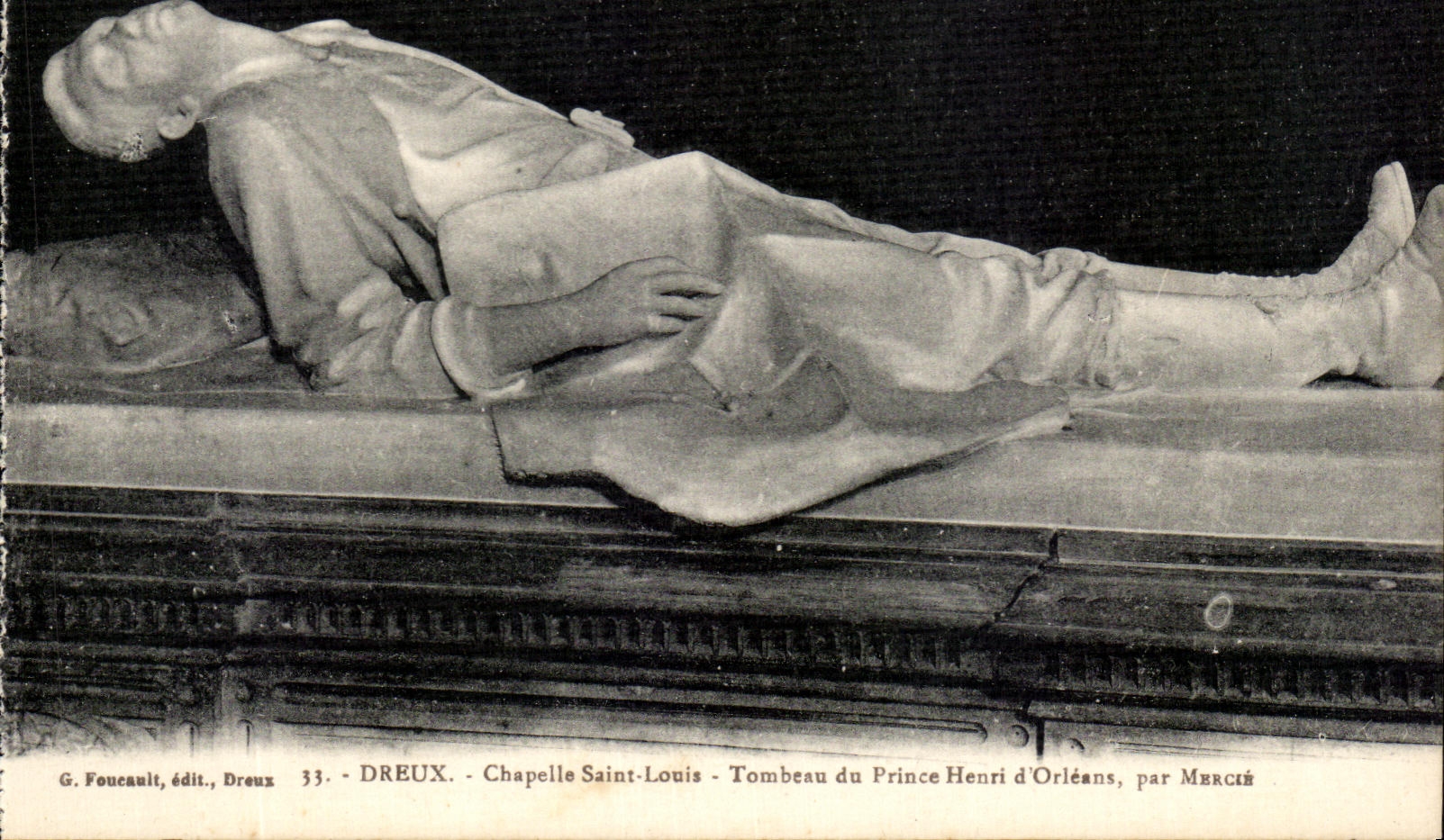 Tumba del Saint Louis de la camara acorazada de CPA Dreux de principe Enrique de Orleans de Mercie