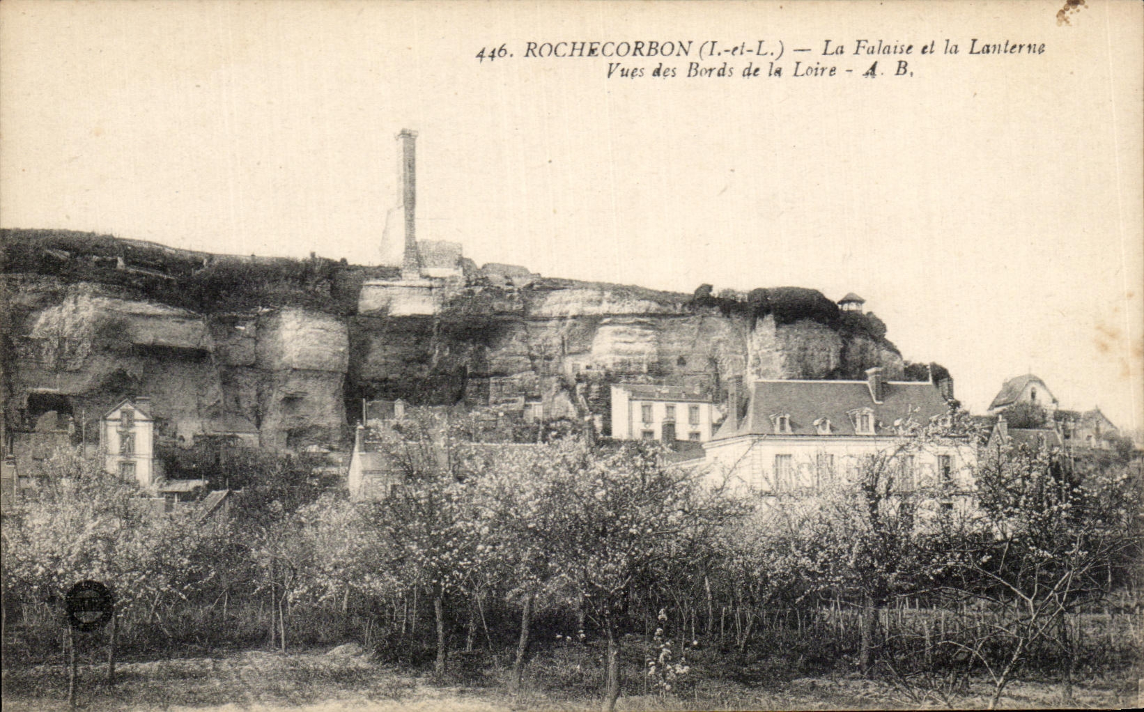 CPA Rochecorbon the Cliff And the Lantern Seen Of the Edges Of the Loire
