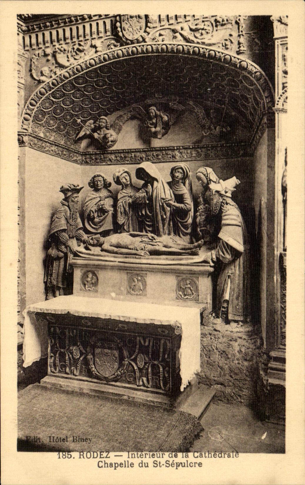 CPA Interior Rodez of the Cathedral Vault of St Sepulore