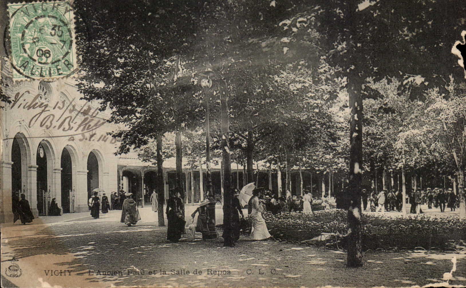 CPA Vichy the old park and the Room of Rest