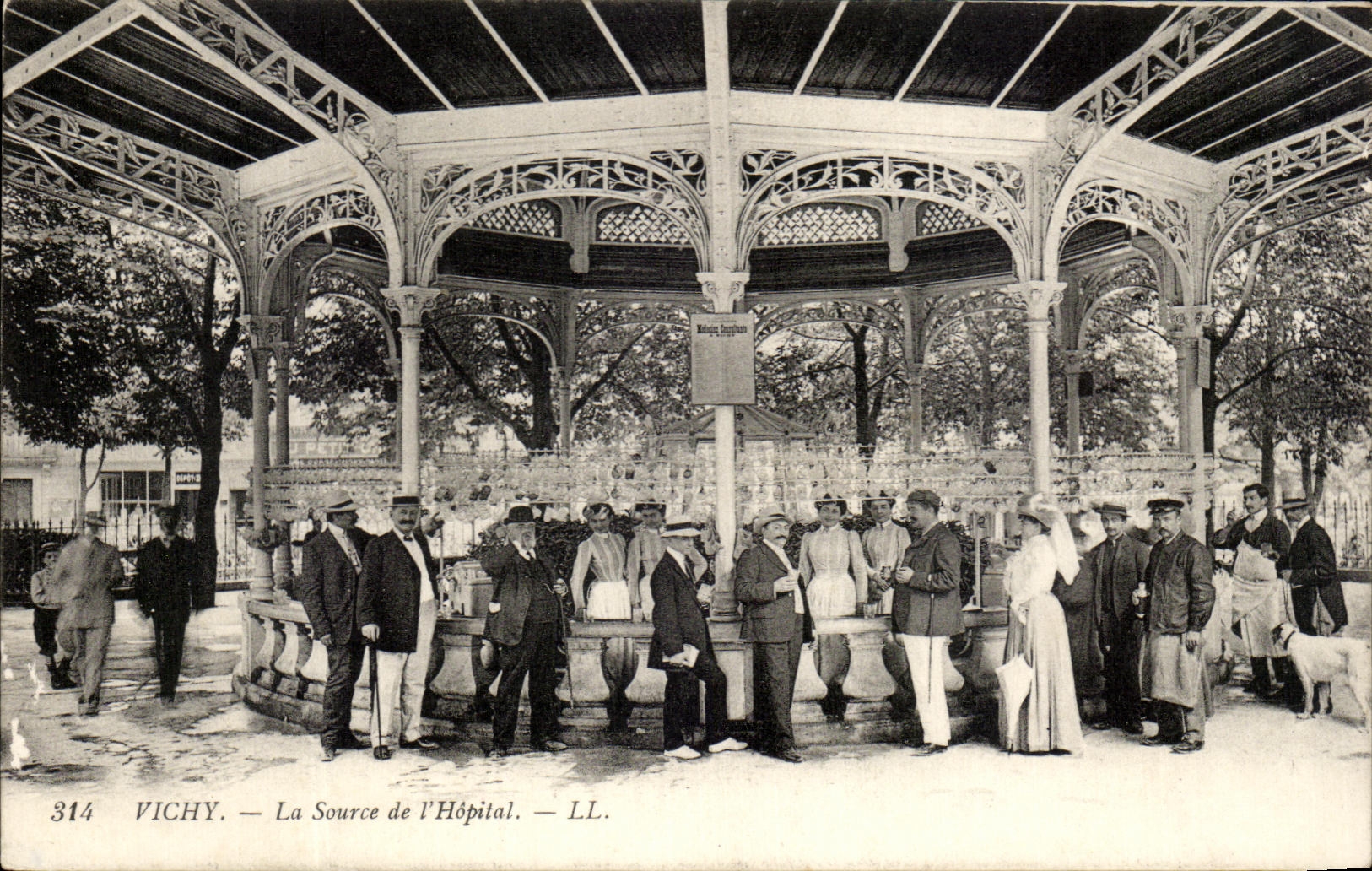 CPA Vichy La Source de I'Hopital