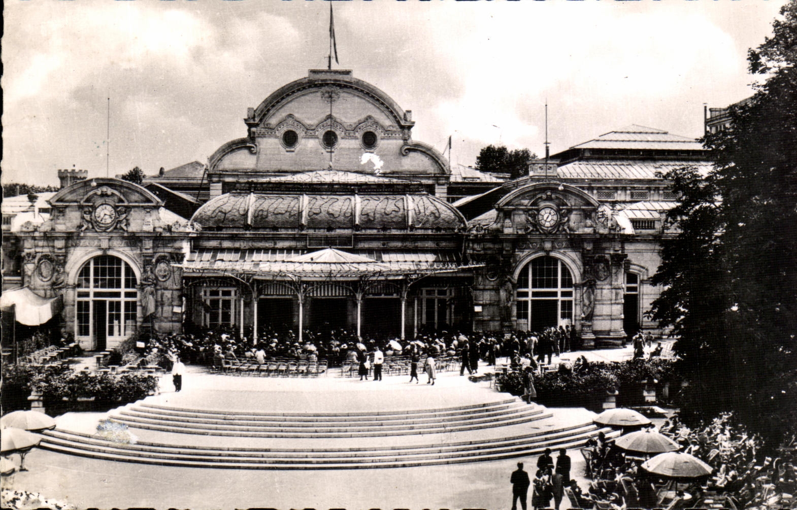 CPSM Vichy the Large Casino