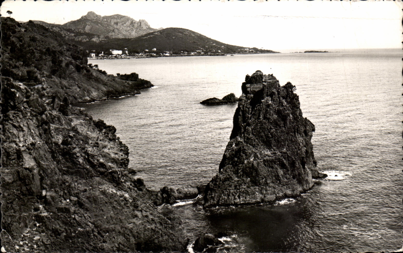CPA las rocas de Raphael Agay del santo de la cornisa del oro en el cabo